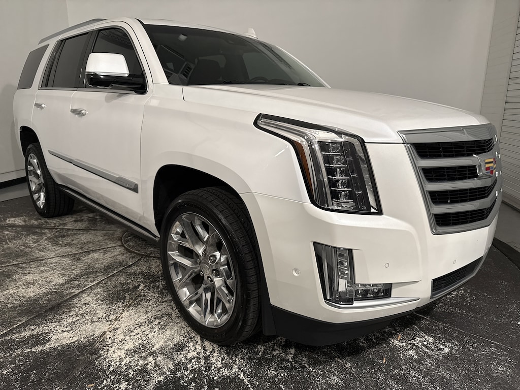Used 2017 CADILLAC Escalade Premium Luxury SUV