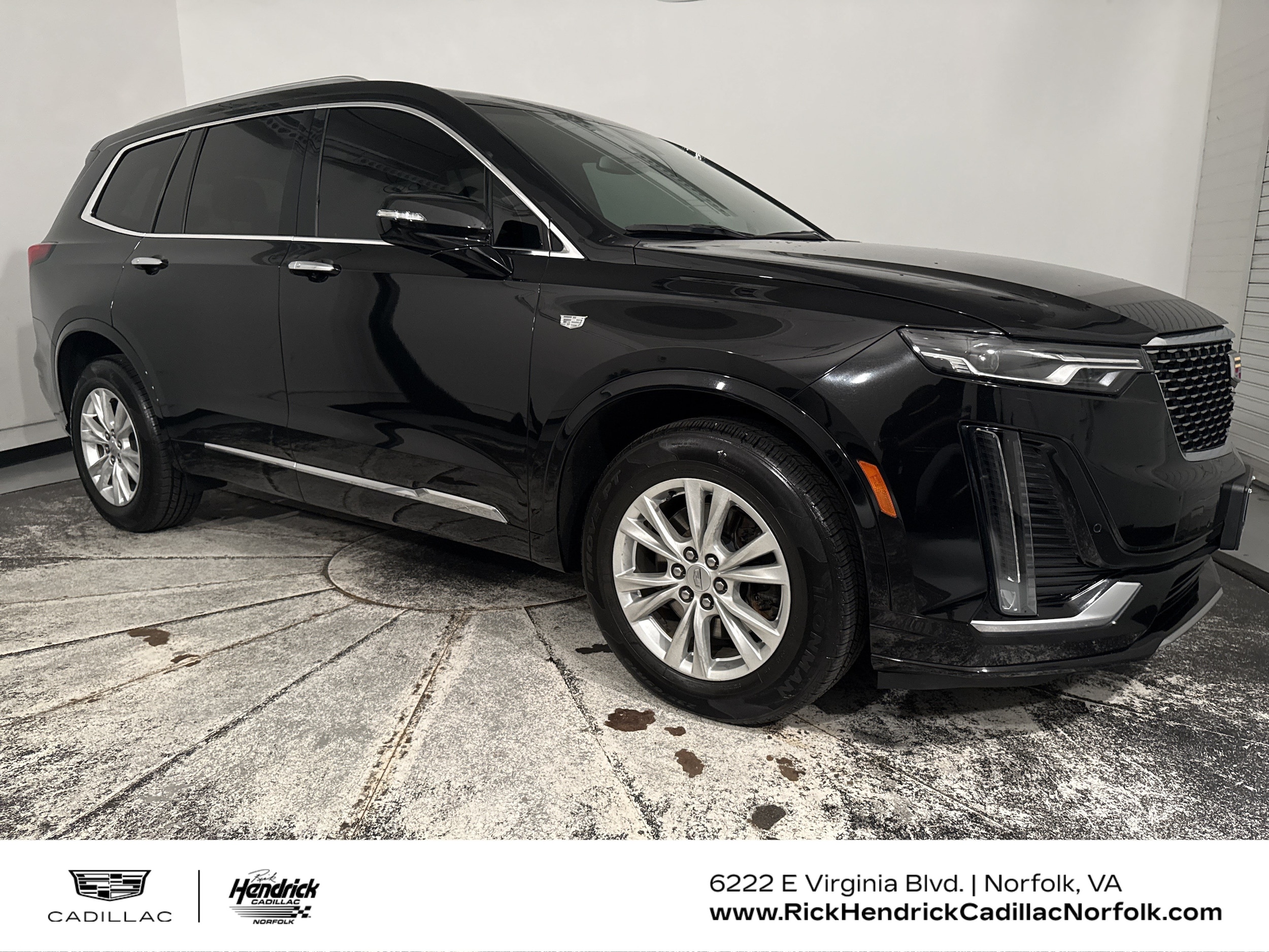 2023 CADILLAC XT6 FWD Luxury