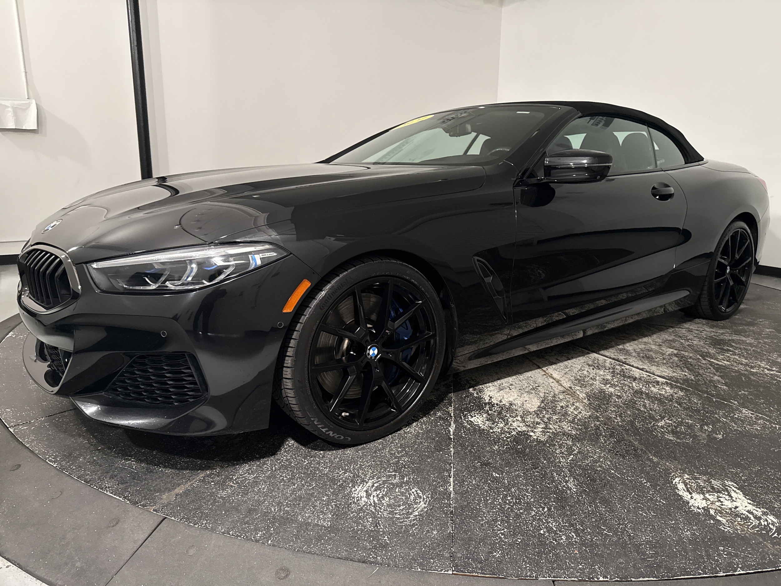 2021 BMW 8 Series M850i xDrive photo 2