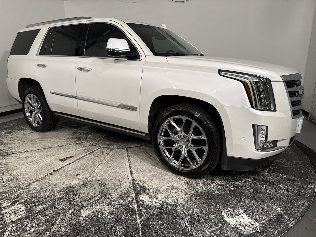 Used 2018 CADILLAC Escalade Premium Luxury SUV