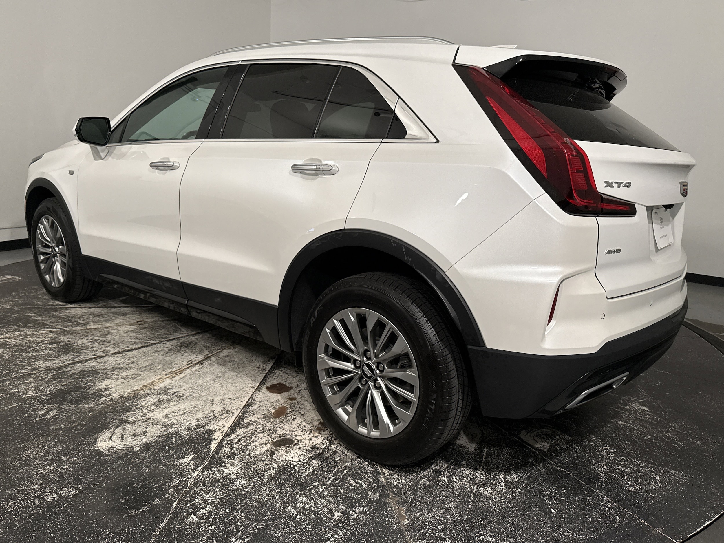 2024 CADILLAC XT4 AWD Premium Luxury photo 6