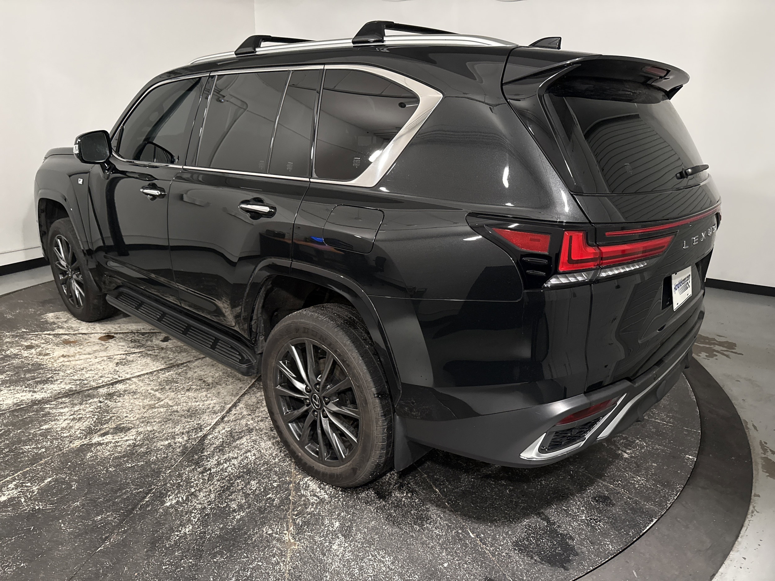 2025 LEXUS LX LX 700h F SPORT photo 5