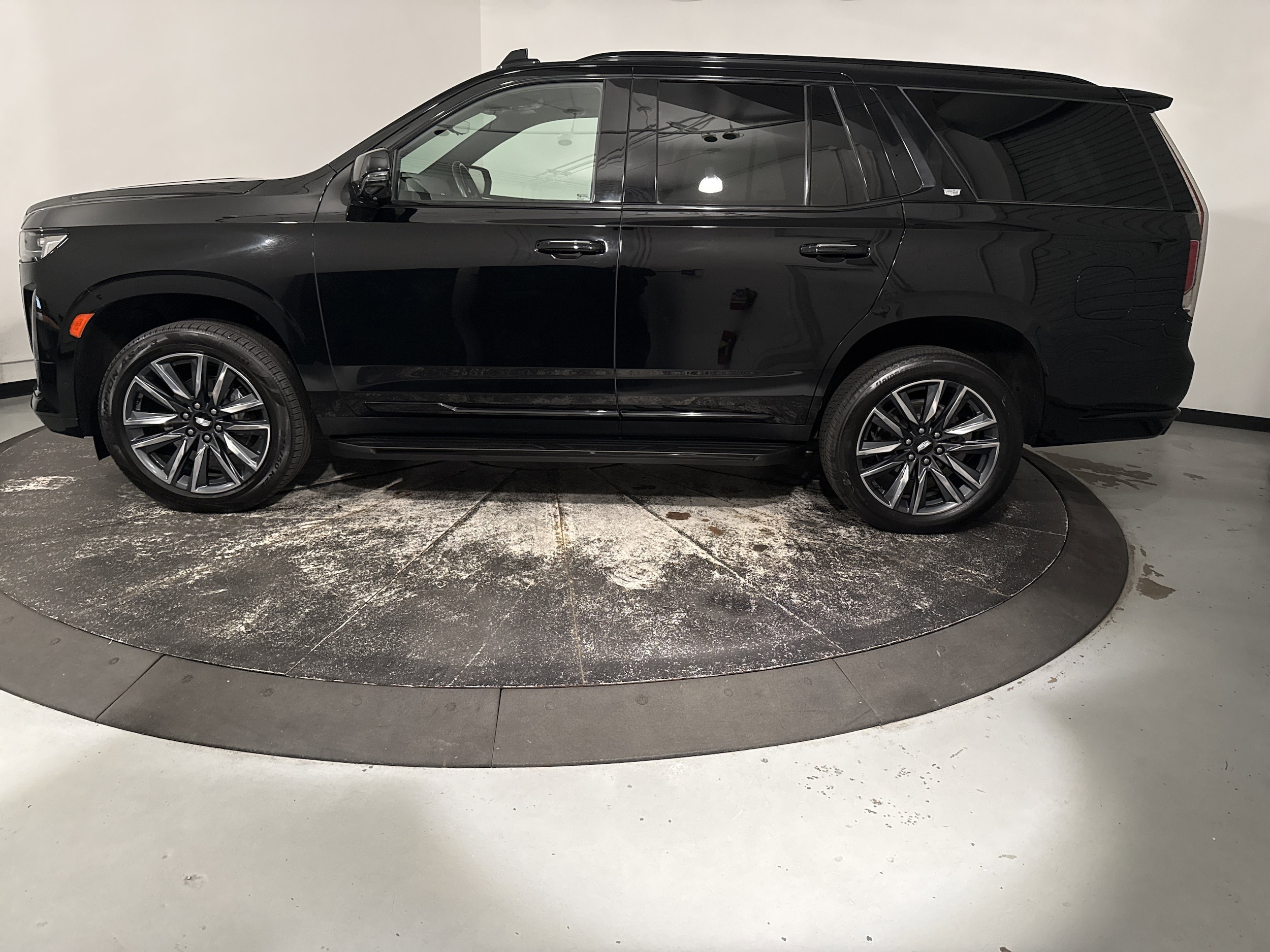 2023 CADILLAC Escalade 4WD Sport photo 5