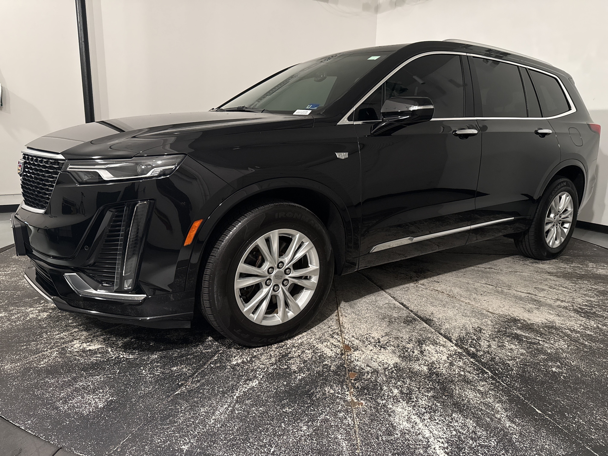 2023 CADILLAC XT6 FWD Luxury