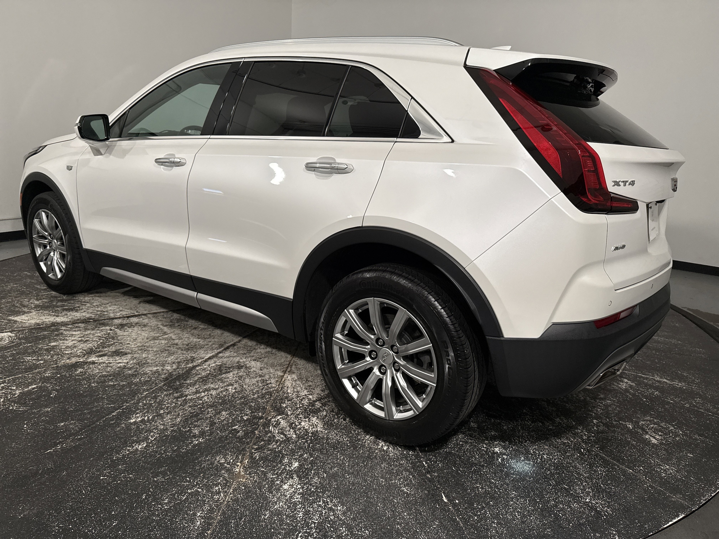 2023 CADILLAC XT4 AWD Premium Luxury photo 6
