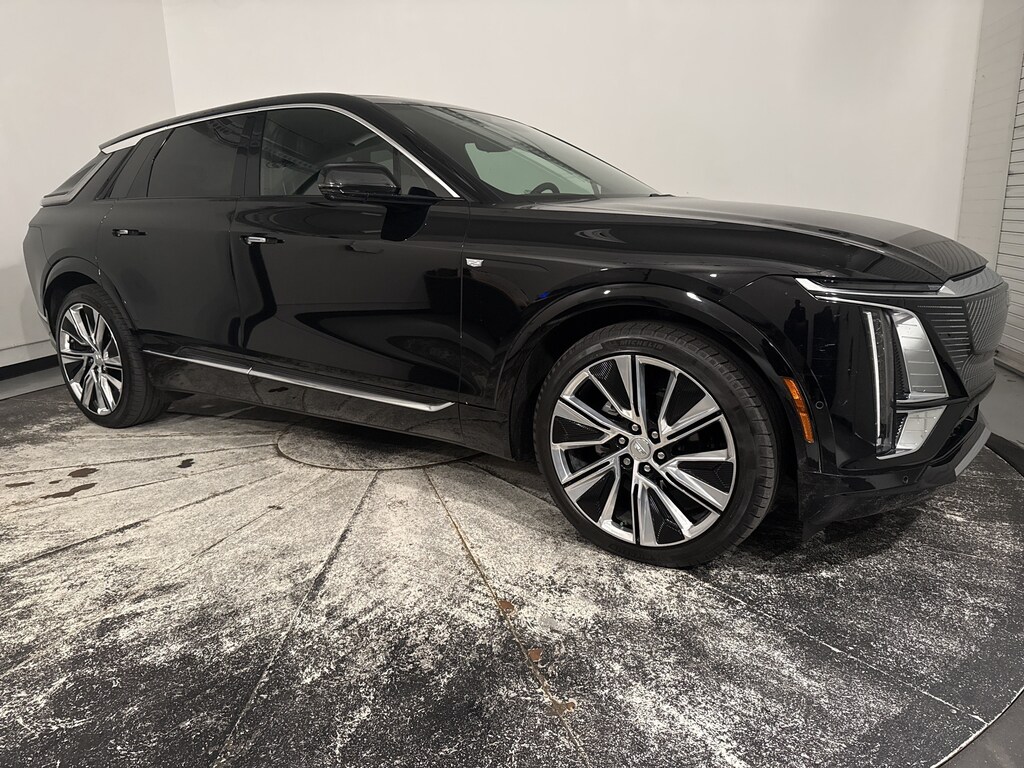 Used 2024 CADILLAC Lyriq Luxury SUV