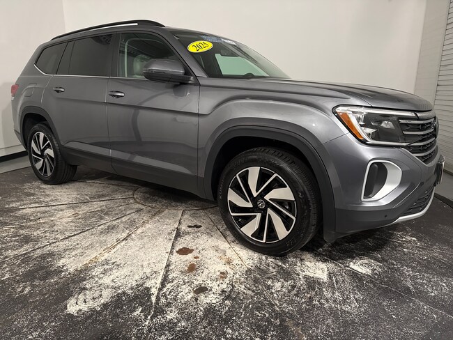 2025 Volkswagen Atlas 2.0T SE w/Technology SUV