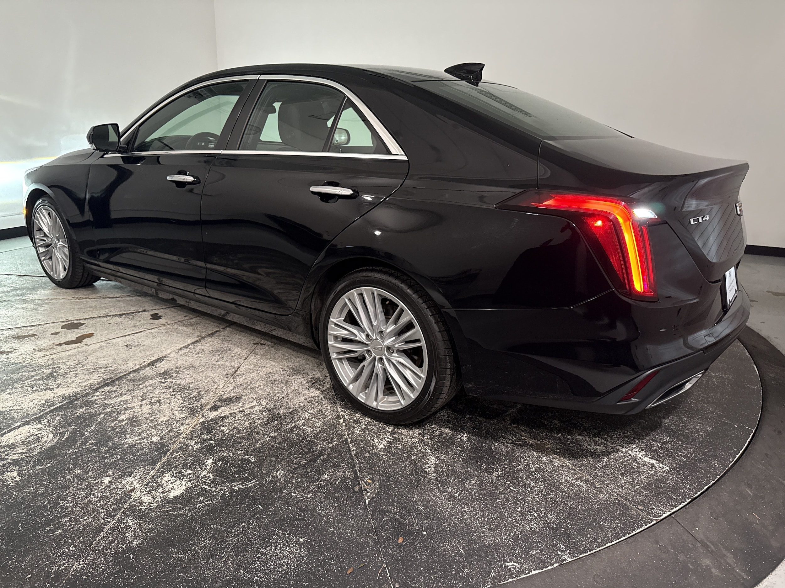 CADILLAC CT4 Premium Luxury