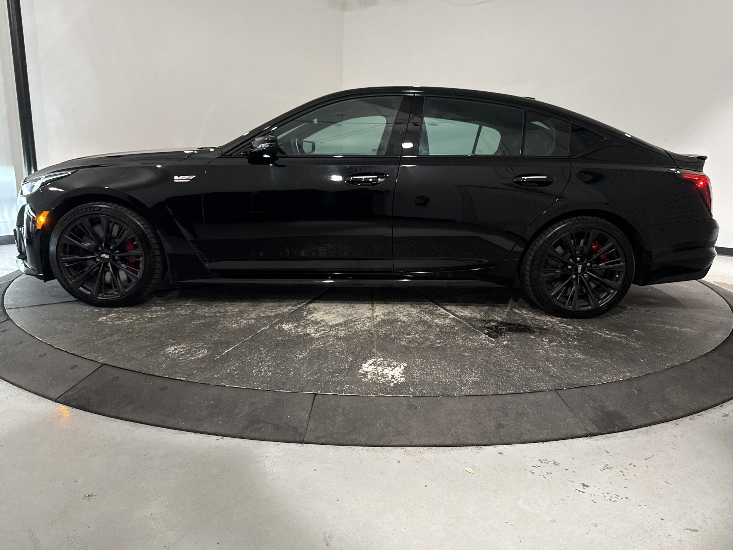 2024 CADILLAC CT5-V Blackwing photo 4