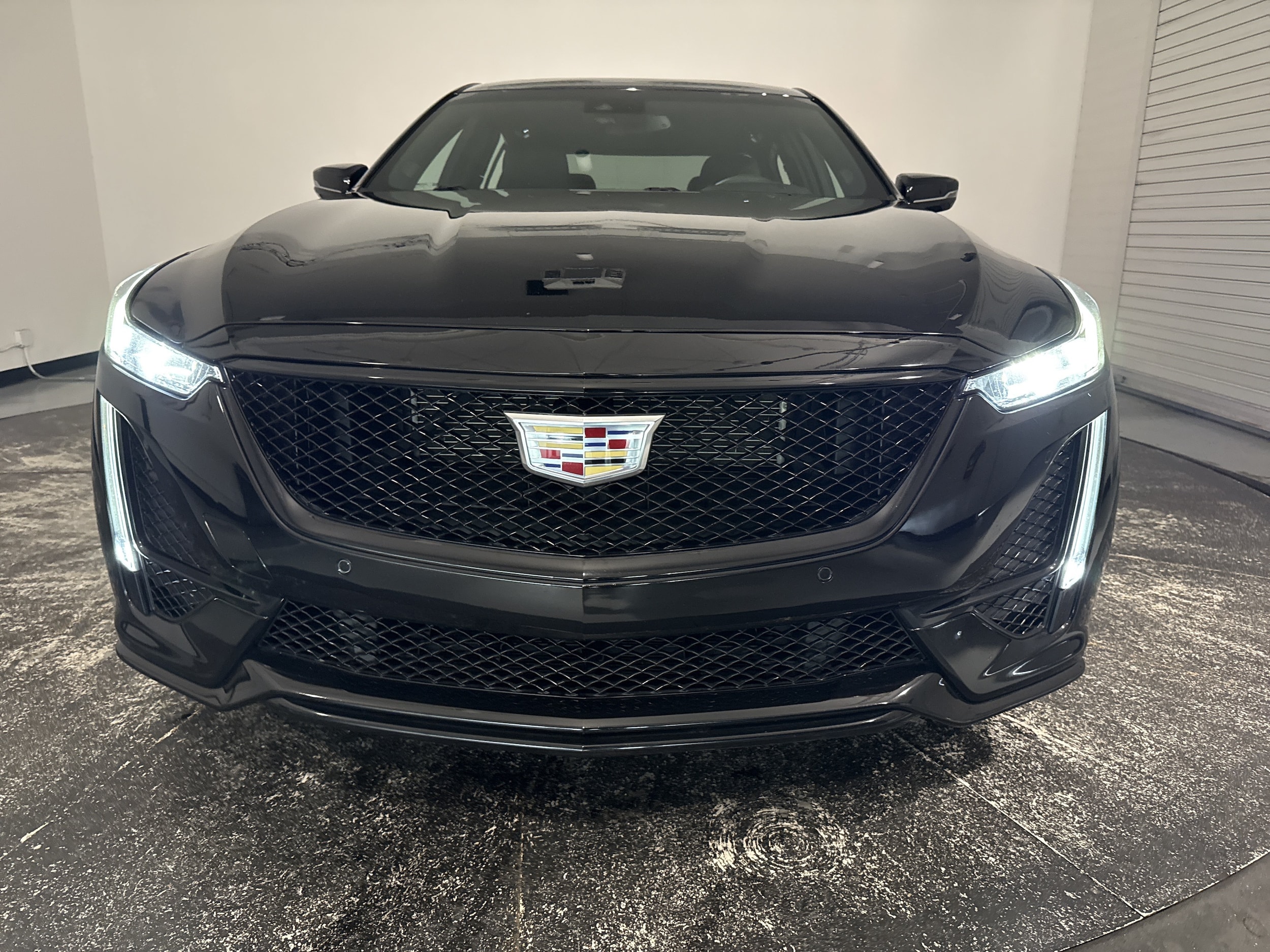 CADILLAC CT5-V