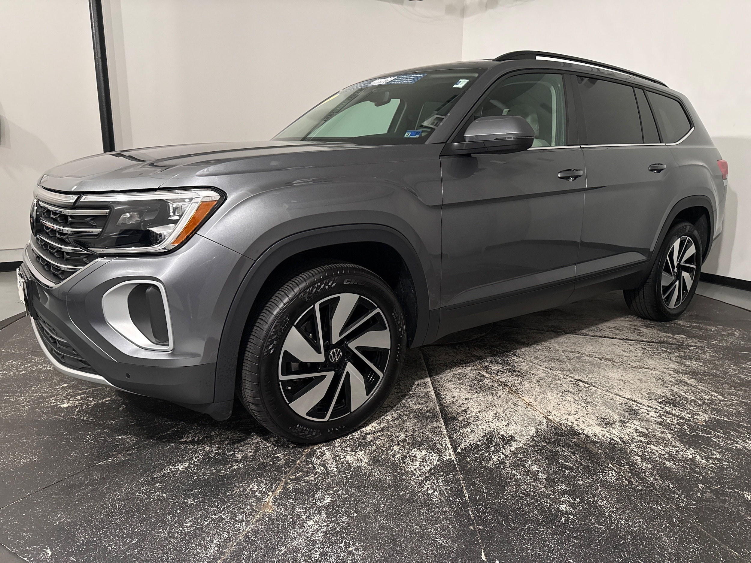 Volkswagen Atlas 2.0T SE W/Technology
