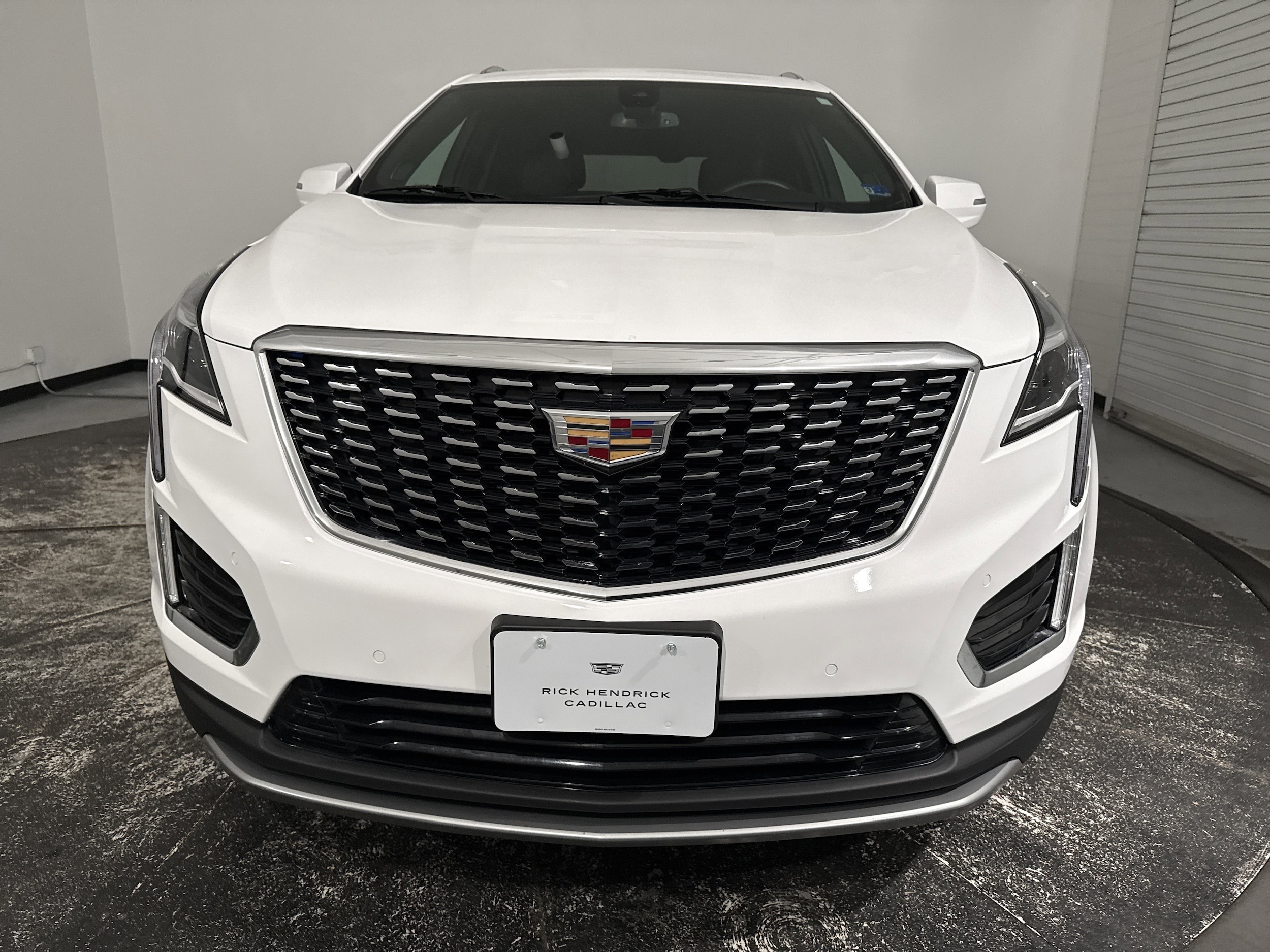 2024 CADILLAC XT5 FWD Premium Luxury photo 2