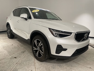 2024 Volvo XC40 Core Bright Theme SUV
