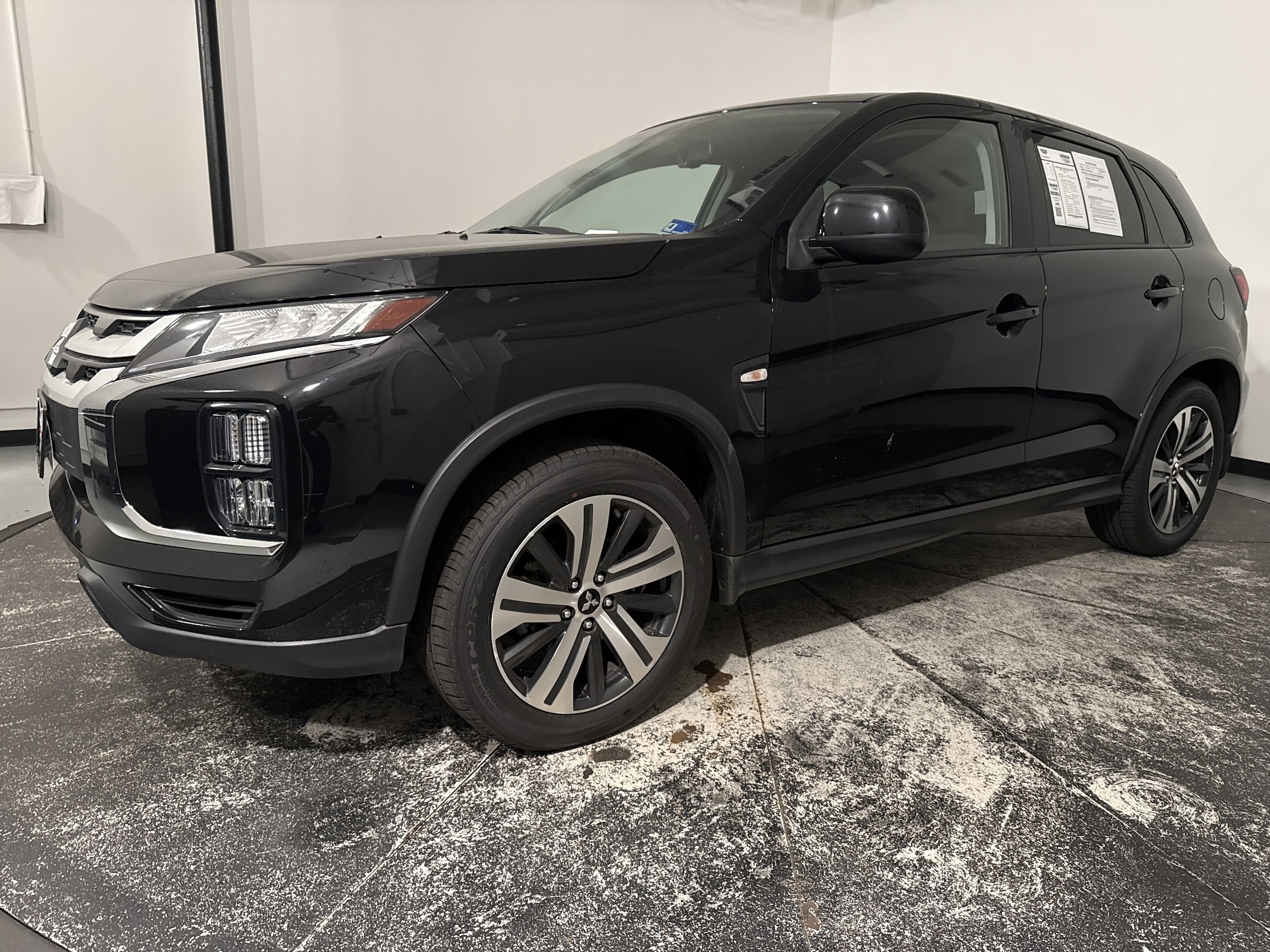 Mitsubishi Outlander Sport ES