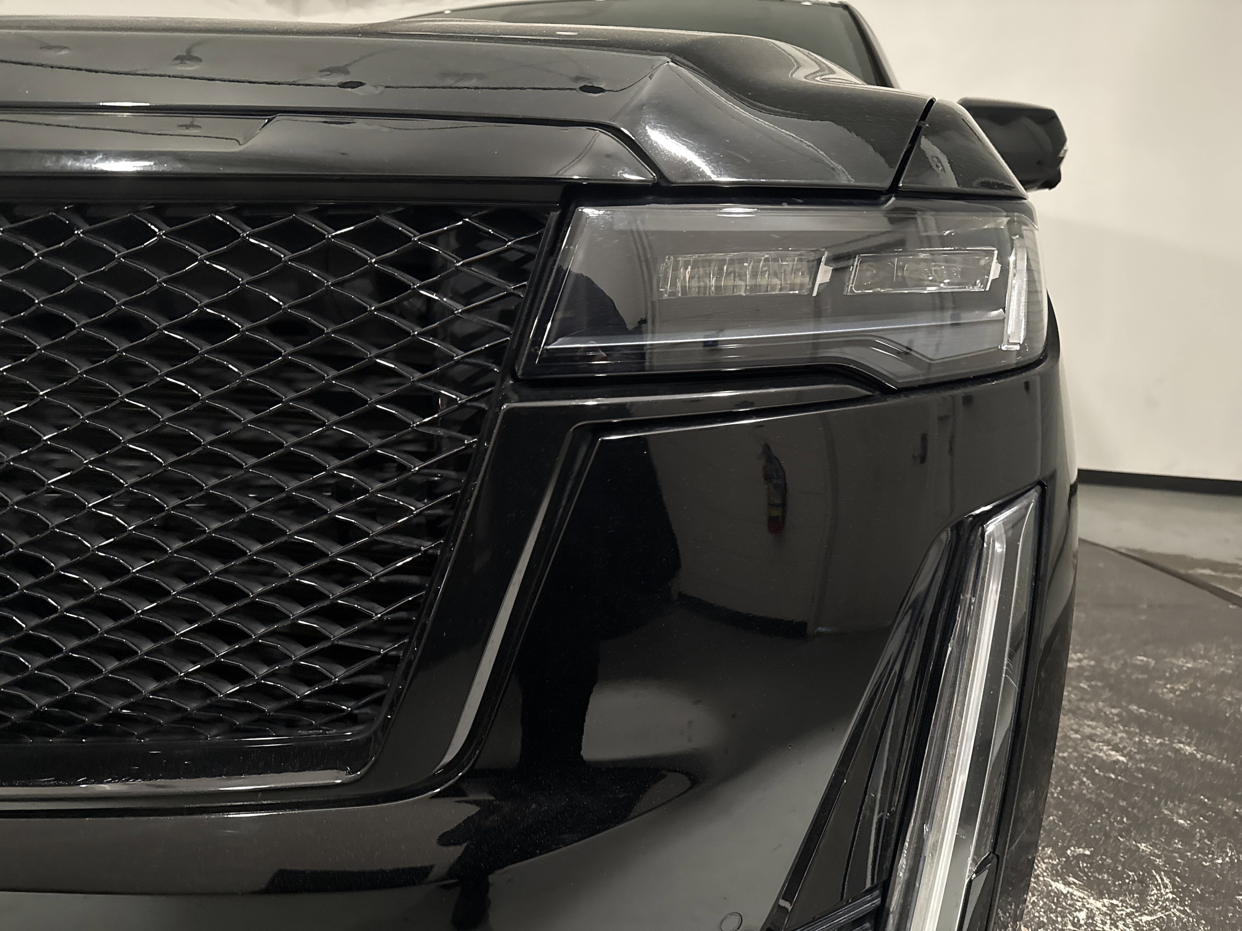 2023 CADILLAC Escalade 4WD Sport photo 4