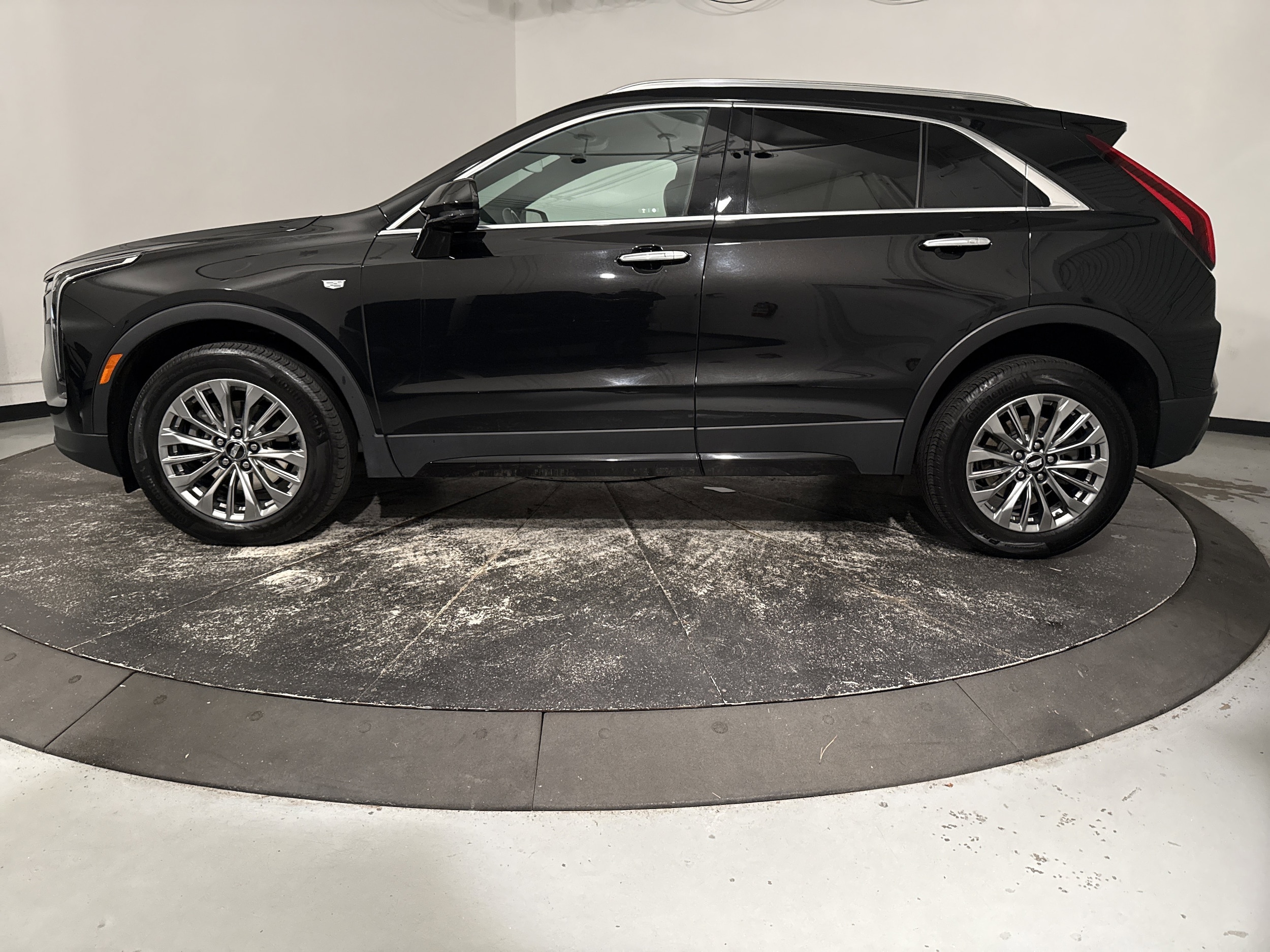 2024 CADILLAC XT4 AWD Premium Luxury photo 4