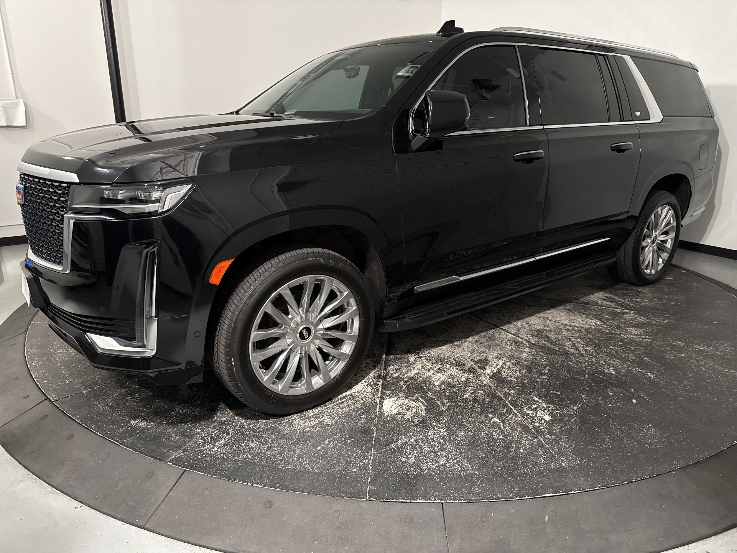 2023 CADILLAC Escalade ESV 4WD Premium Luxury photo 2