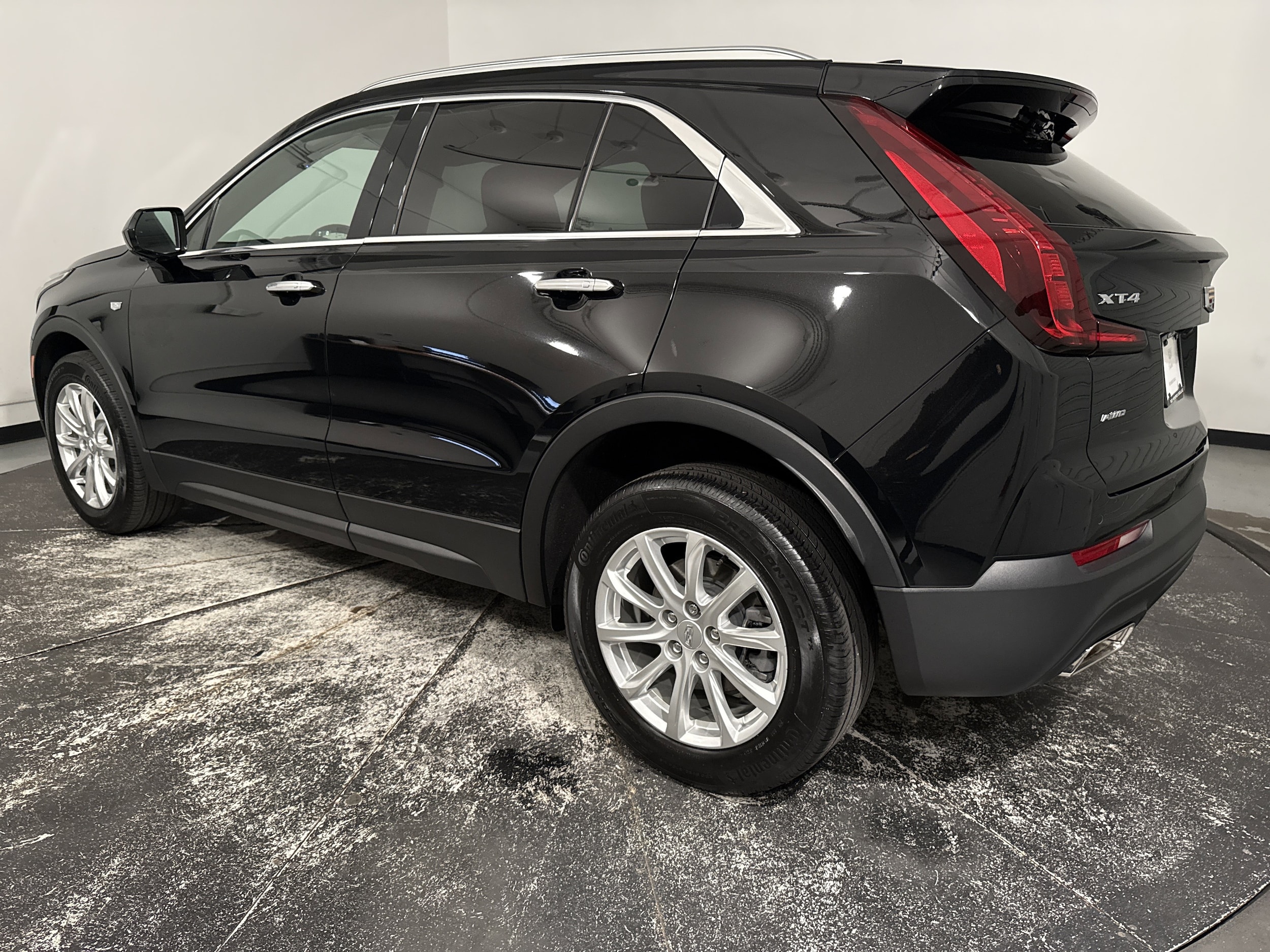 2023 CADILLAC XT4 AWD Luxury photo 5