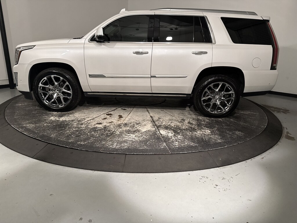 Used 2018 CADILLAC Escalade Premium Luxury SUV