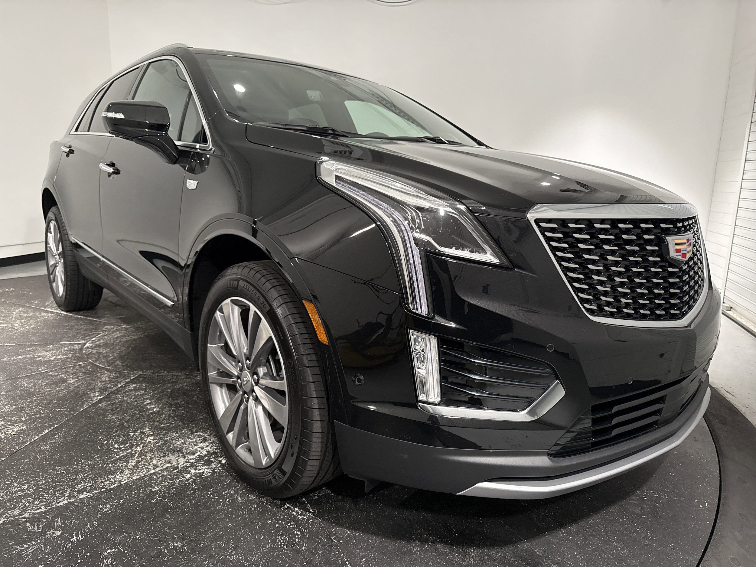 2024 Cadillac XT5 FWD Premium Luxury