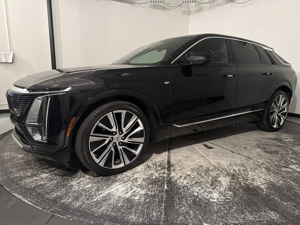 Used 2024 CADILLAC Lyriq Luxury SUV