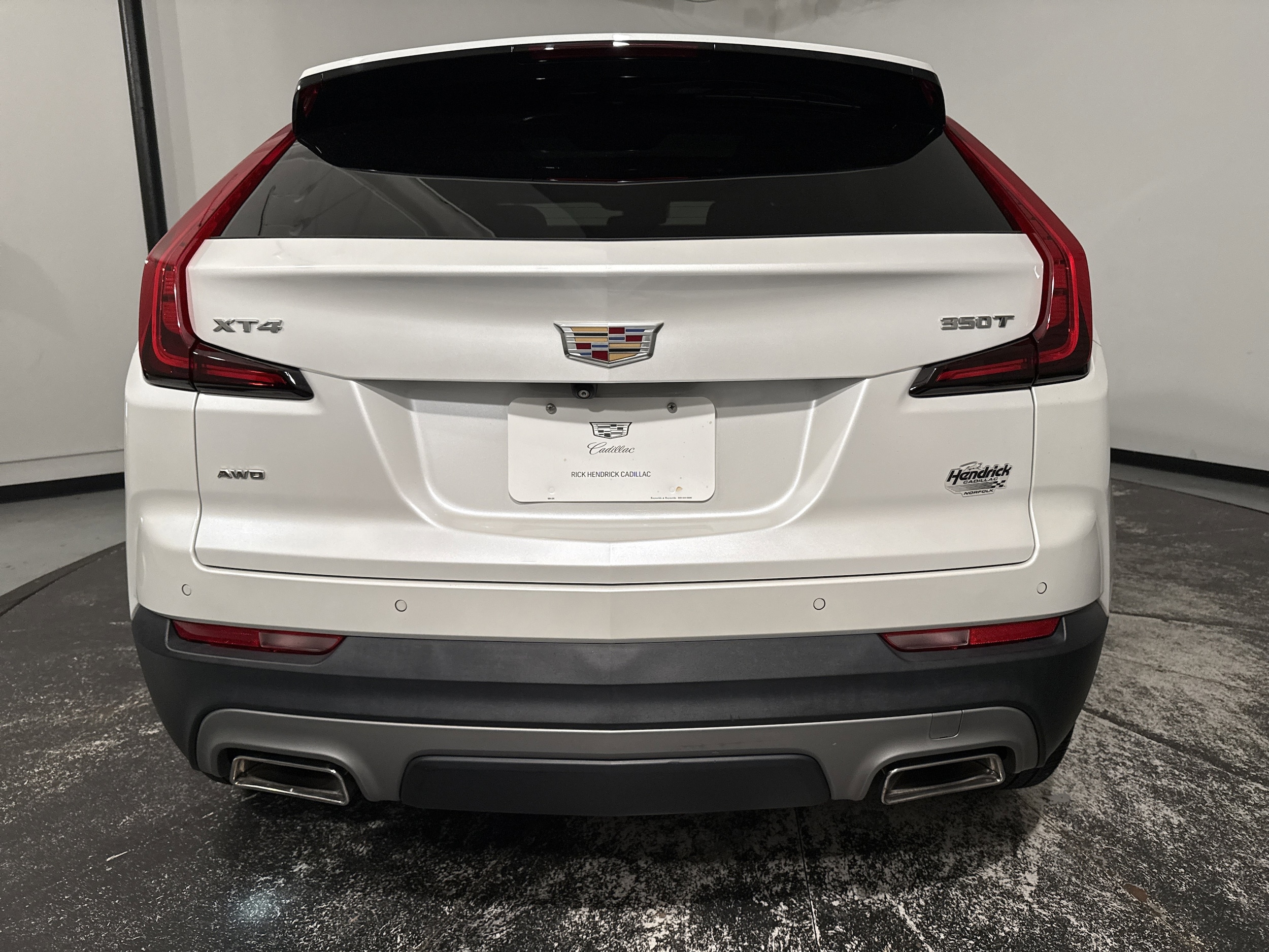 2023 CADILLAC XT4 AWD Premium Luxury photo 3