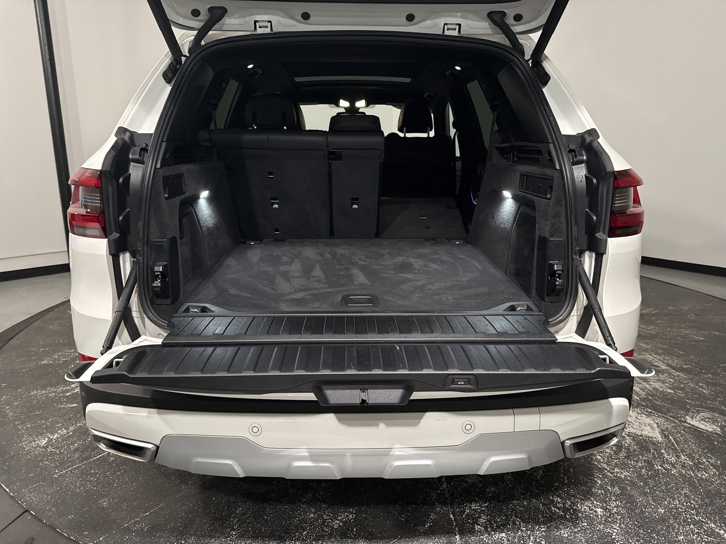 2023 BMW X5 xDrive40i photo 3