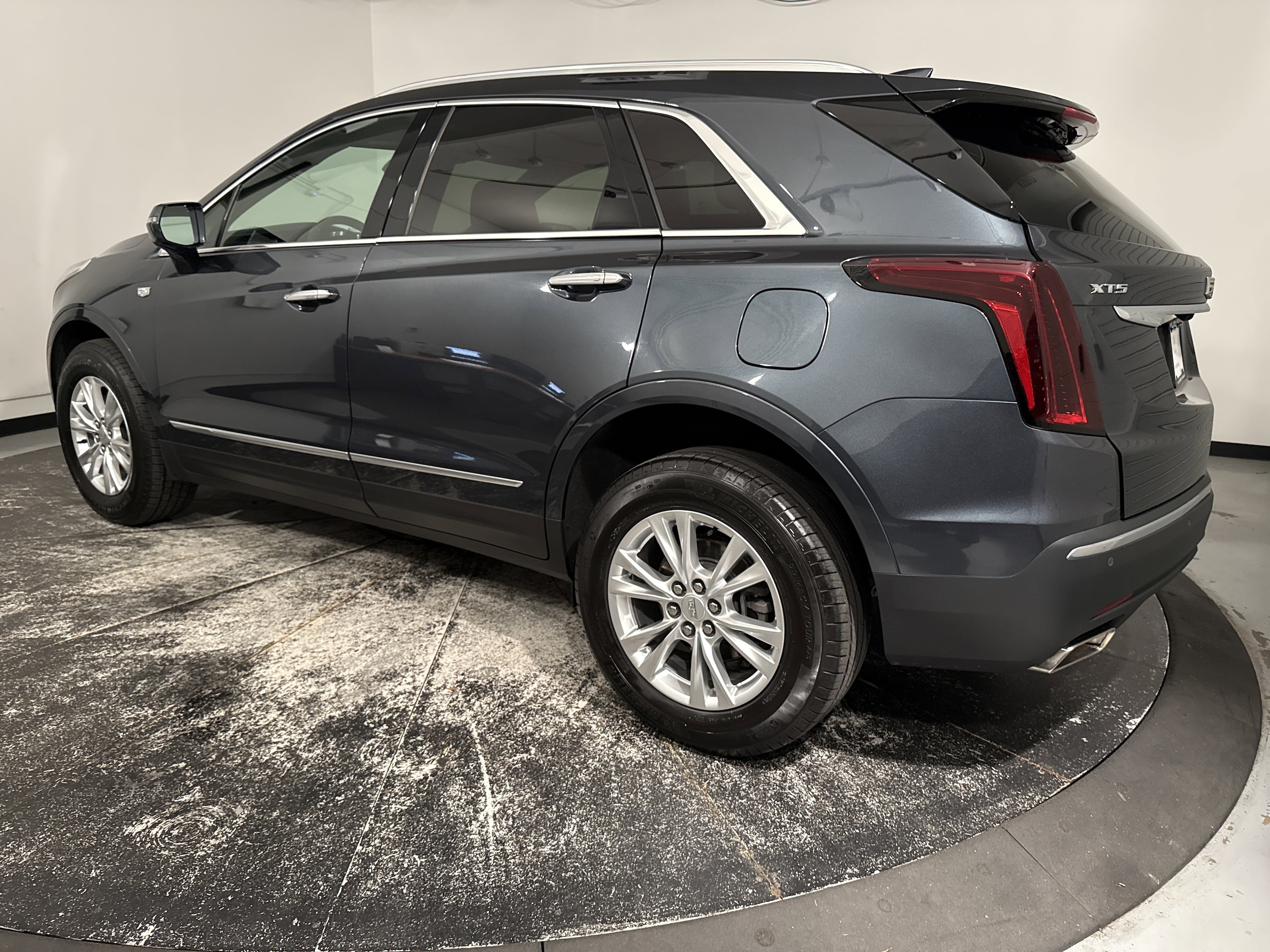 2020 CADILLAC XT5 Luxury FWD photo 5