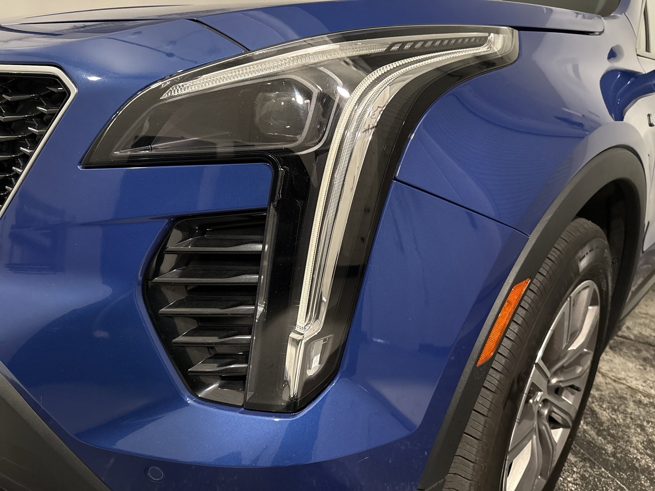 2021 CADILLAC XT4 AWD Sport photo 4