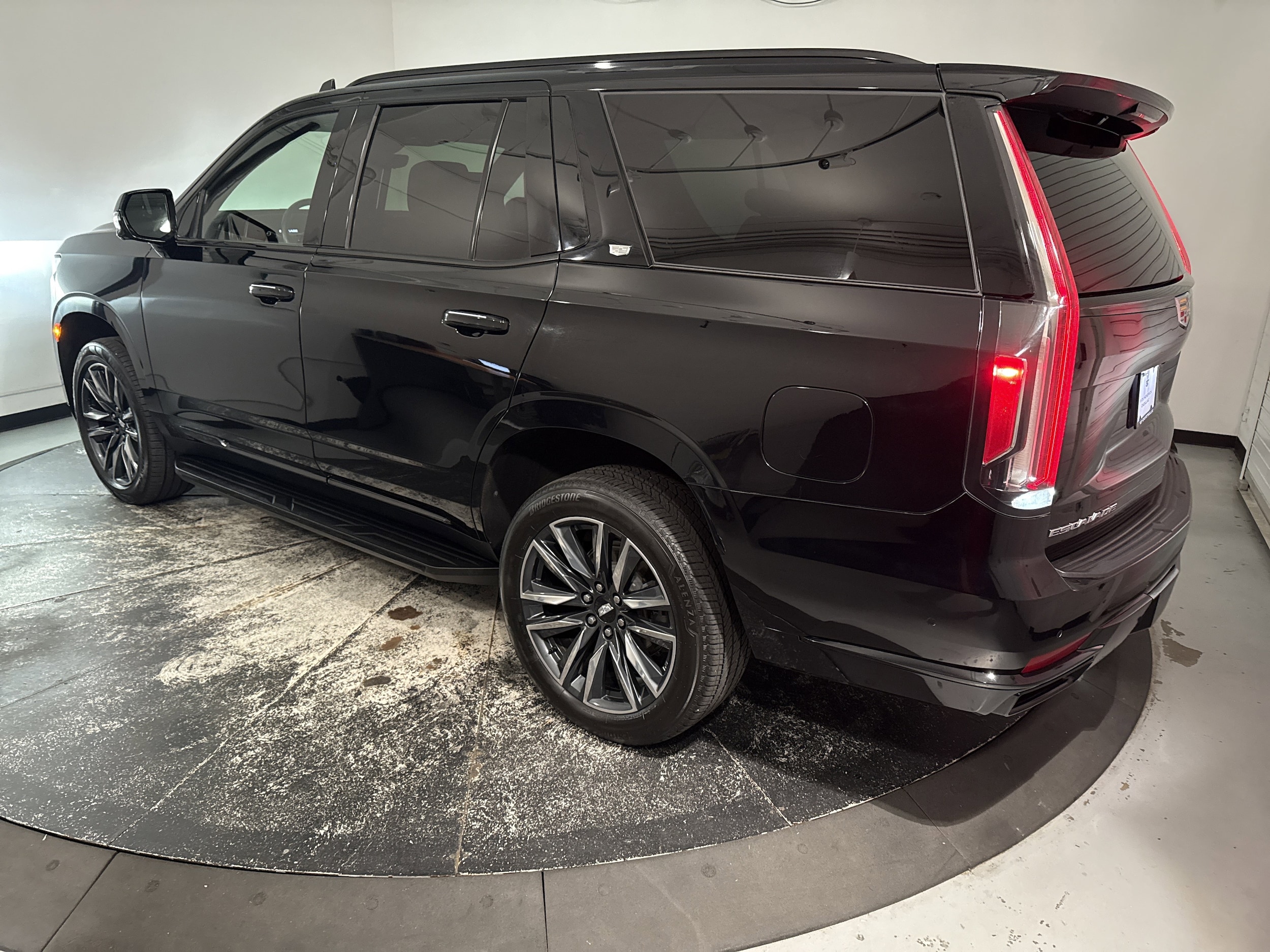 2023 CADILLAC Escalade 4WD Sport photo 6