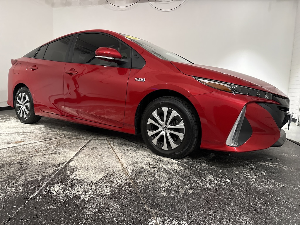 Used 2022 Toyota Prius Prime XLE Hatchback