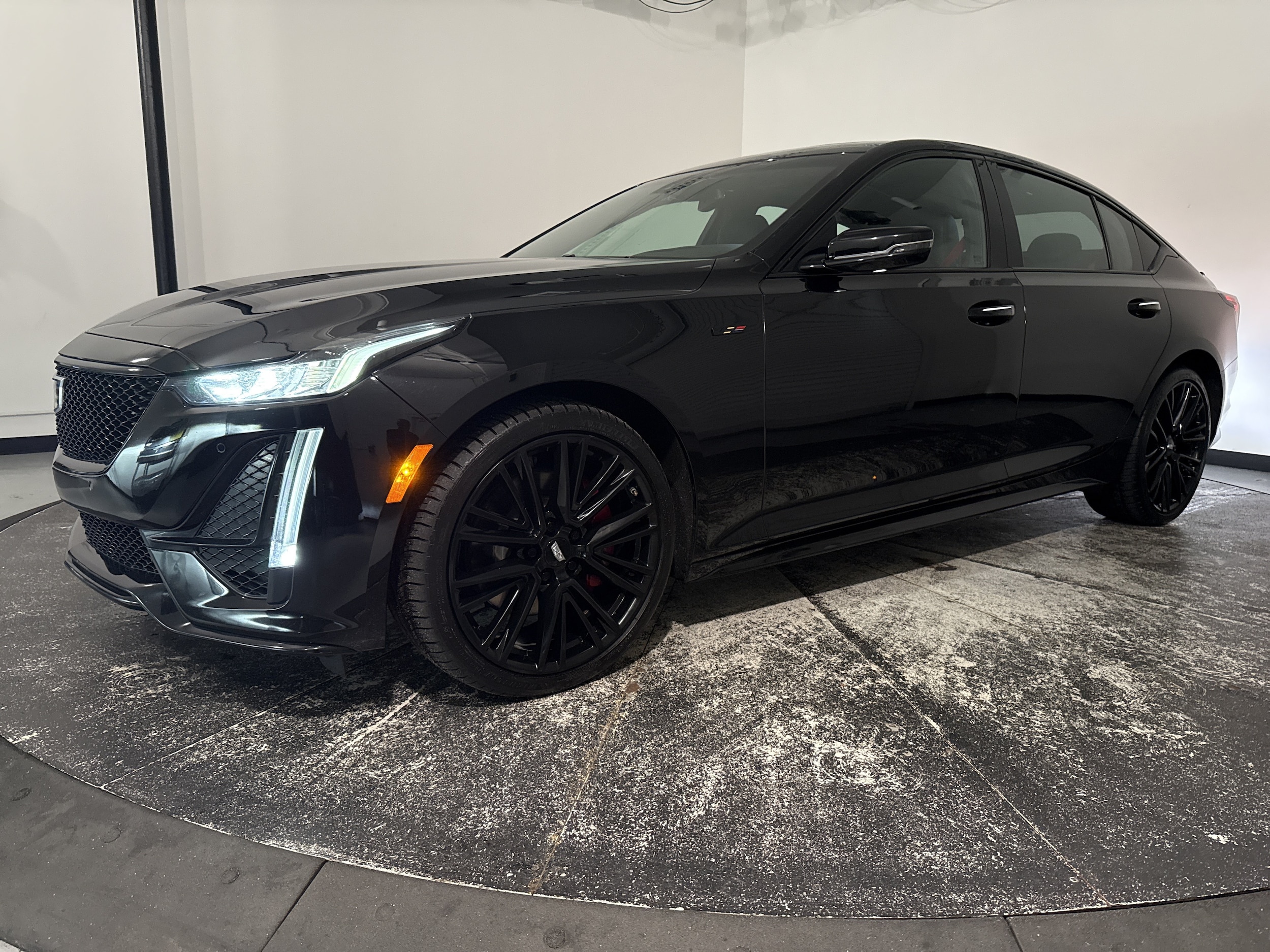 CADILLAC CT5-V