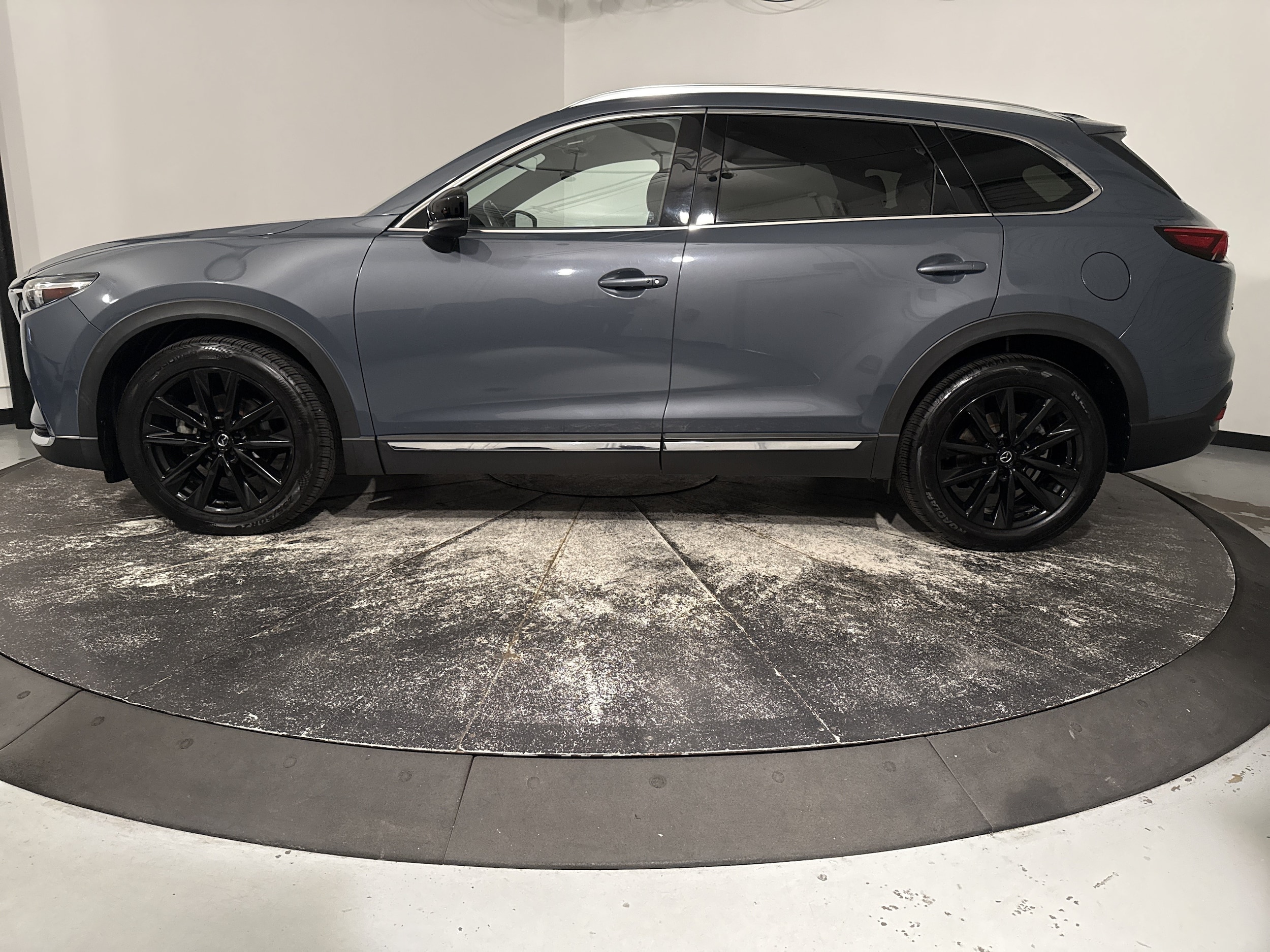 Mazda CX-9 Carbon Edition