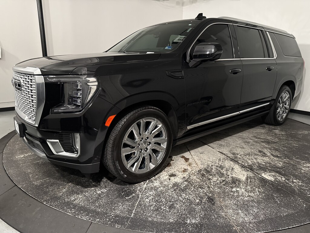 Used 2023 GMC Yukon XL Denali SUV