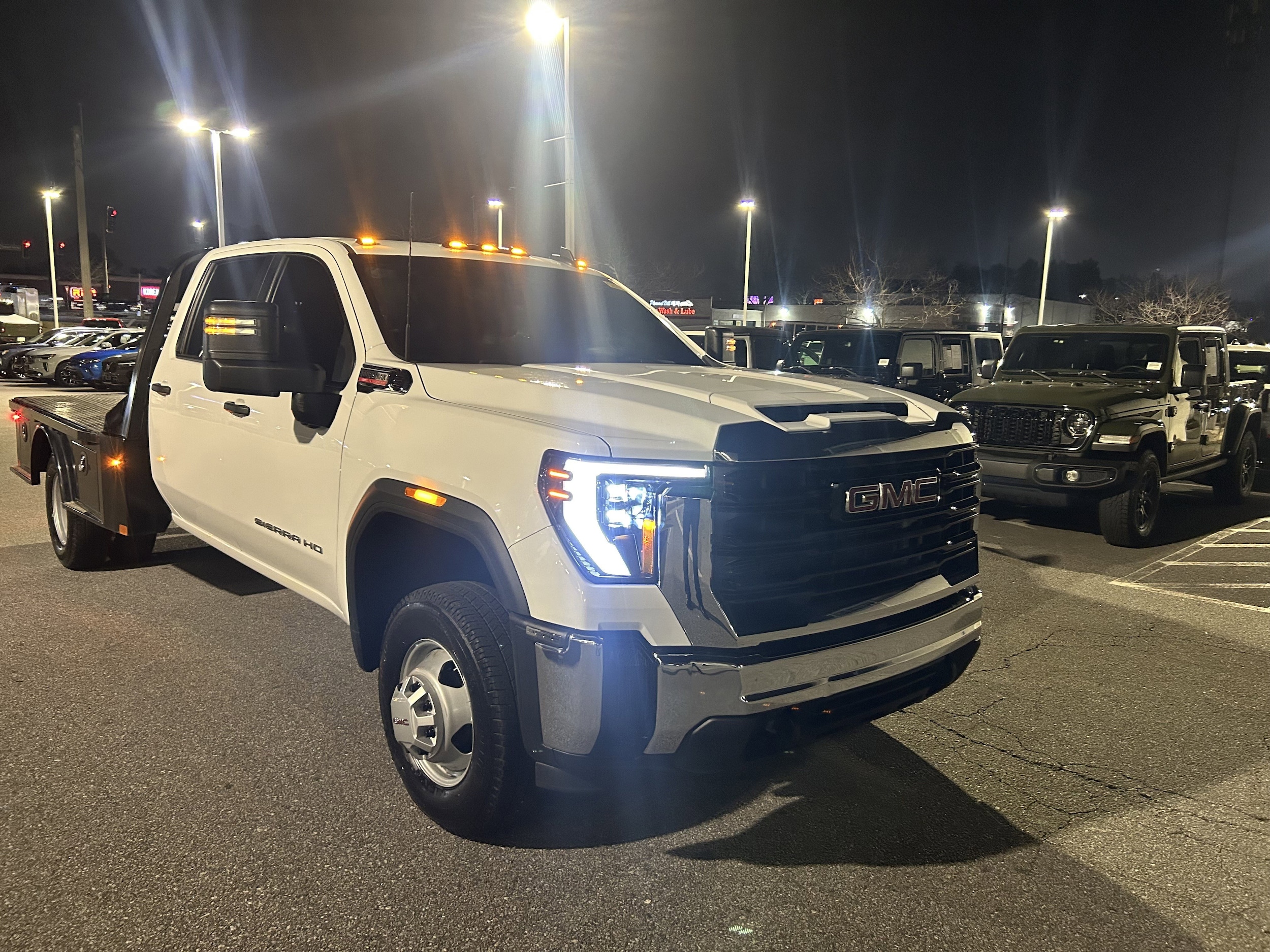 2024 GMC Sierra 3500HD CC Pro photo 2