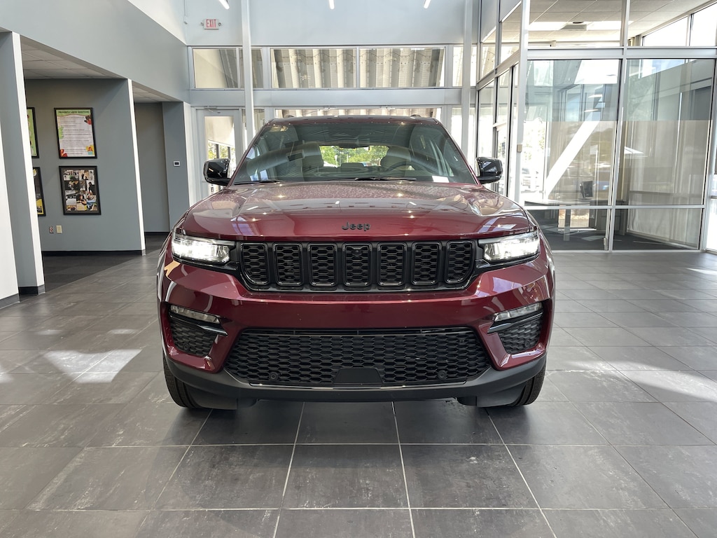 New 2025 Jeep Grand Cherokee Limited SUV