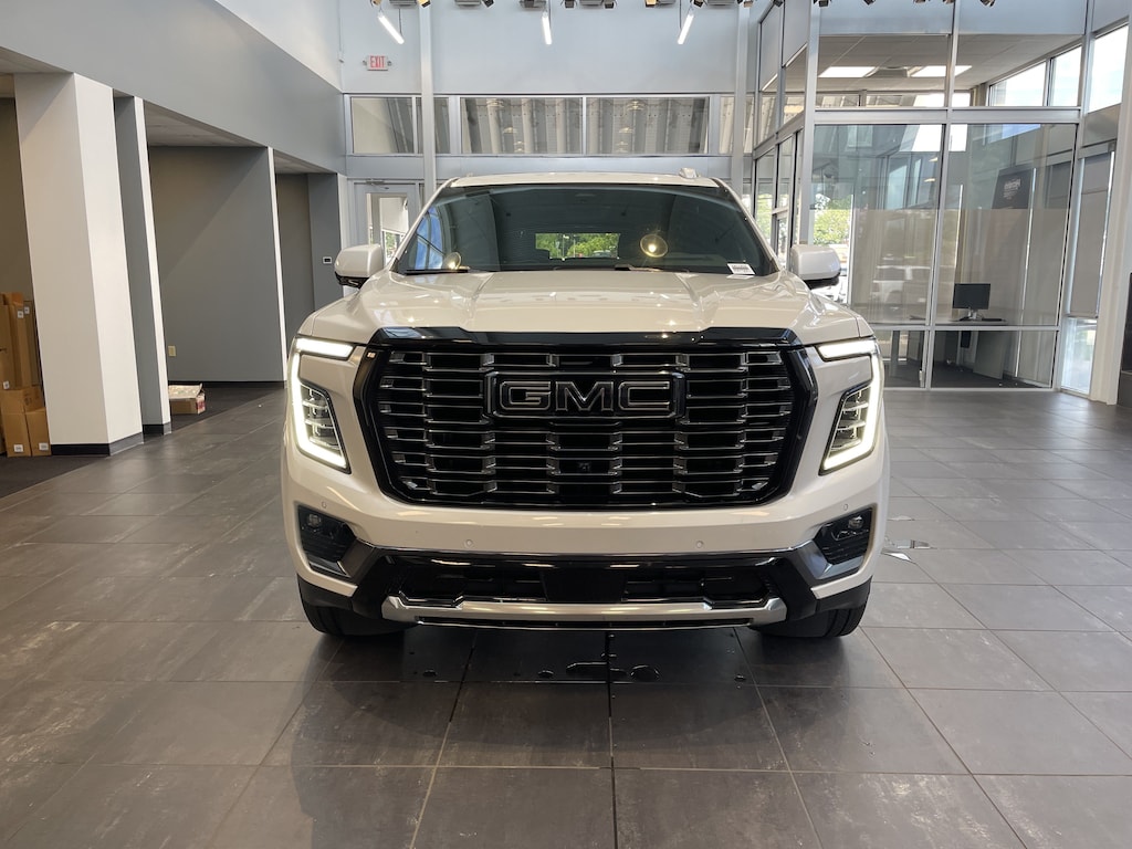 Used 2025 GMC Yukon XL Denali Ultimate SUV