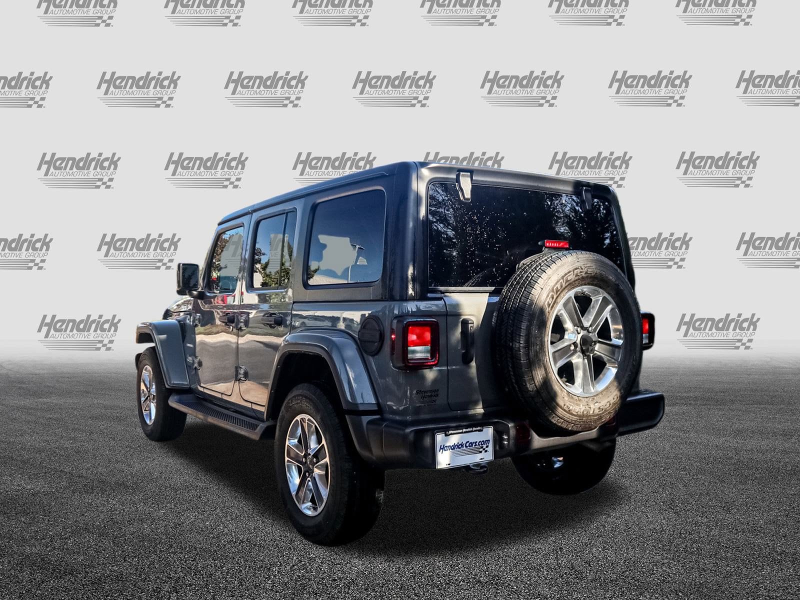 2022 Jeep Wrangler Unlimited Sahara photo 3