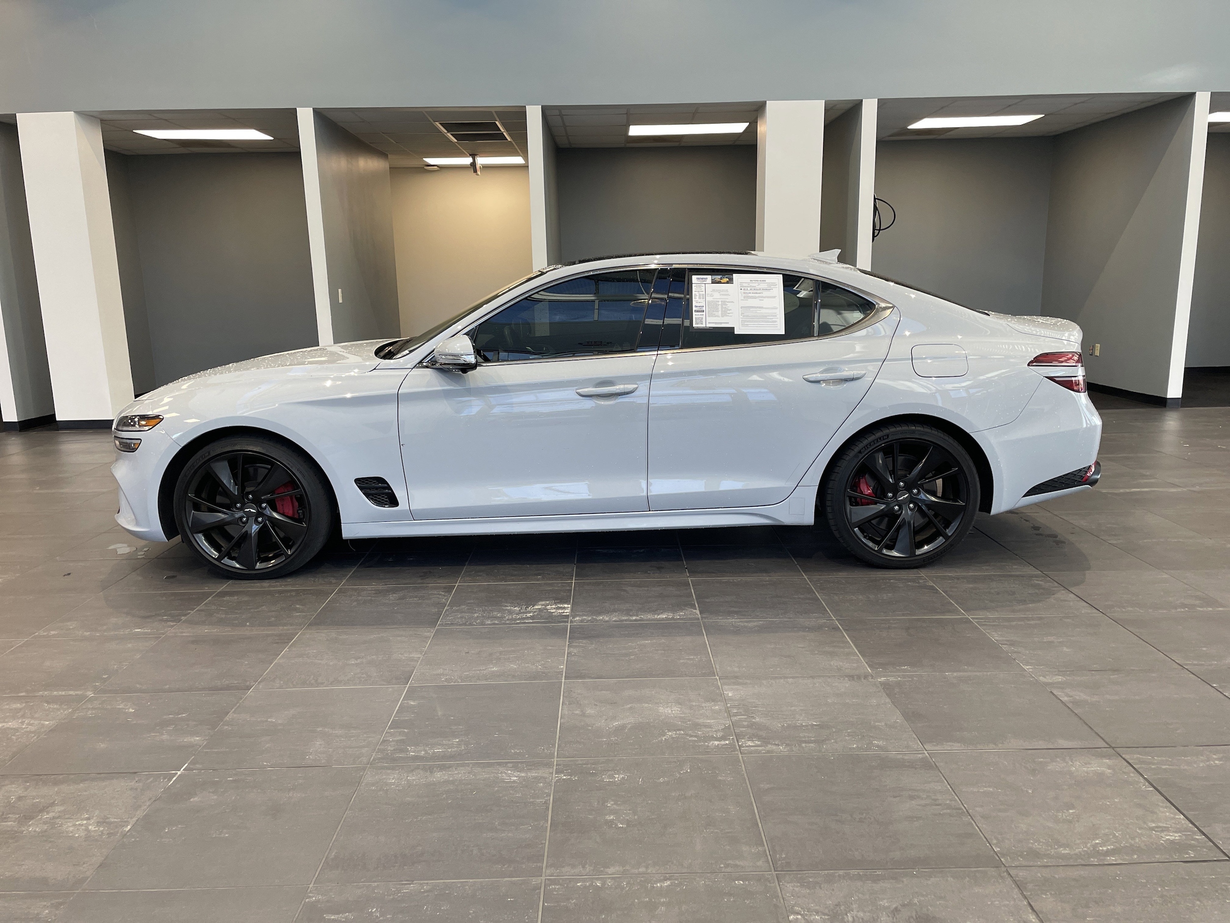2023 Genesis G70 3.3T photo 6