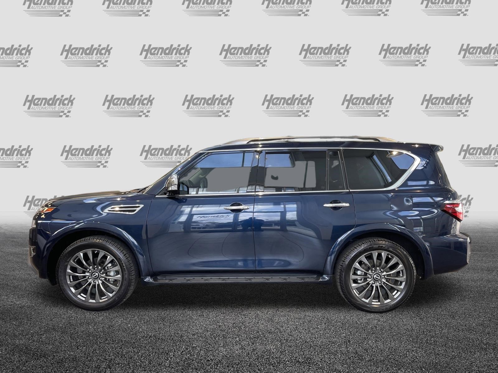 2024 Nissan Armada Platinum photo 5