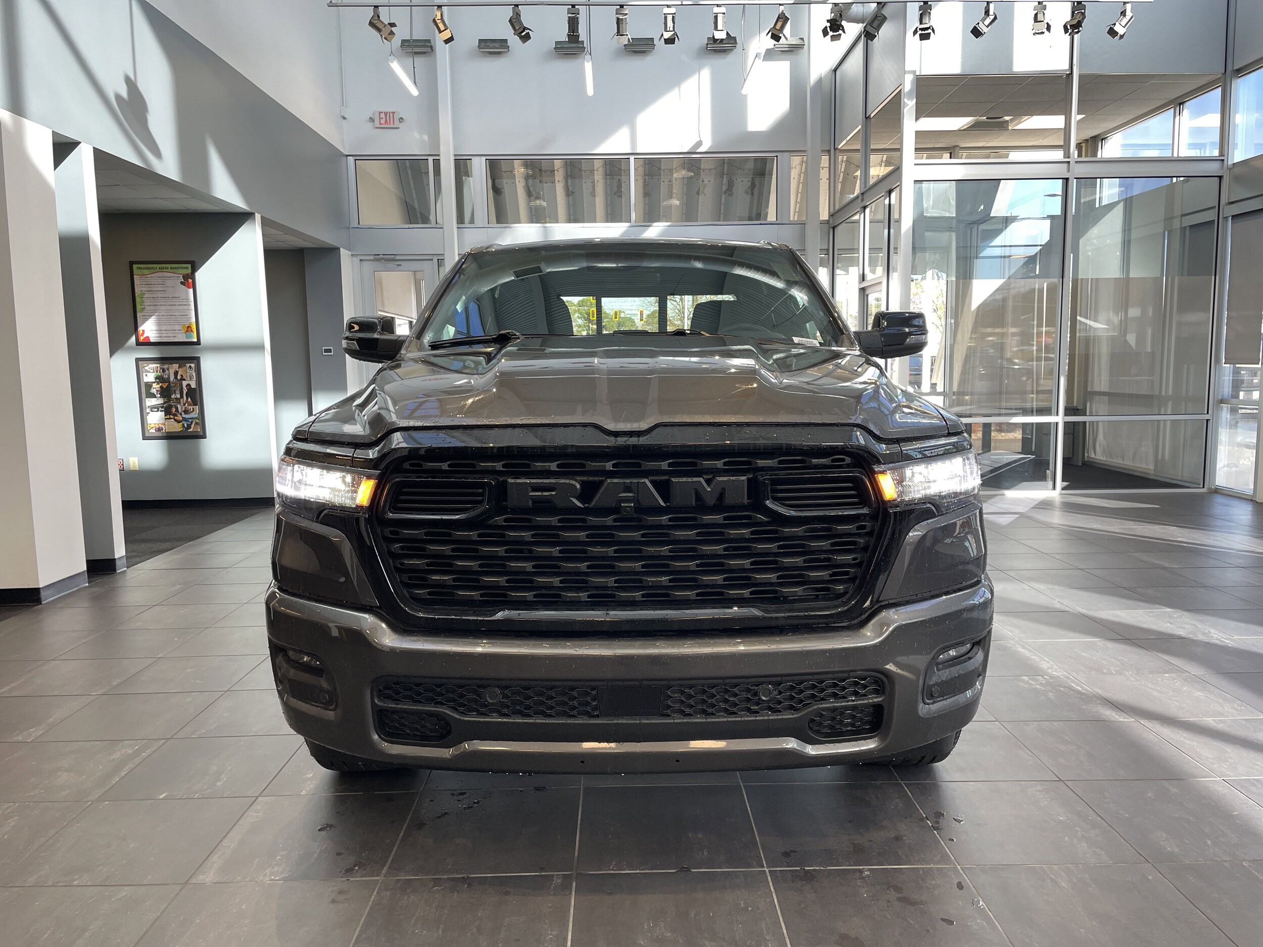 2025 Ram 1500 Big Horn photo 2