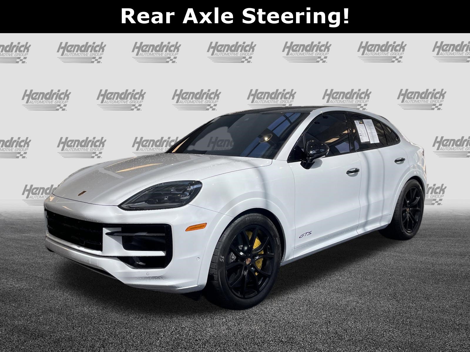 2026 Porsche Cayenne GTS photo 4