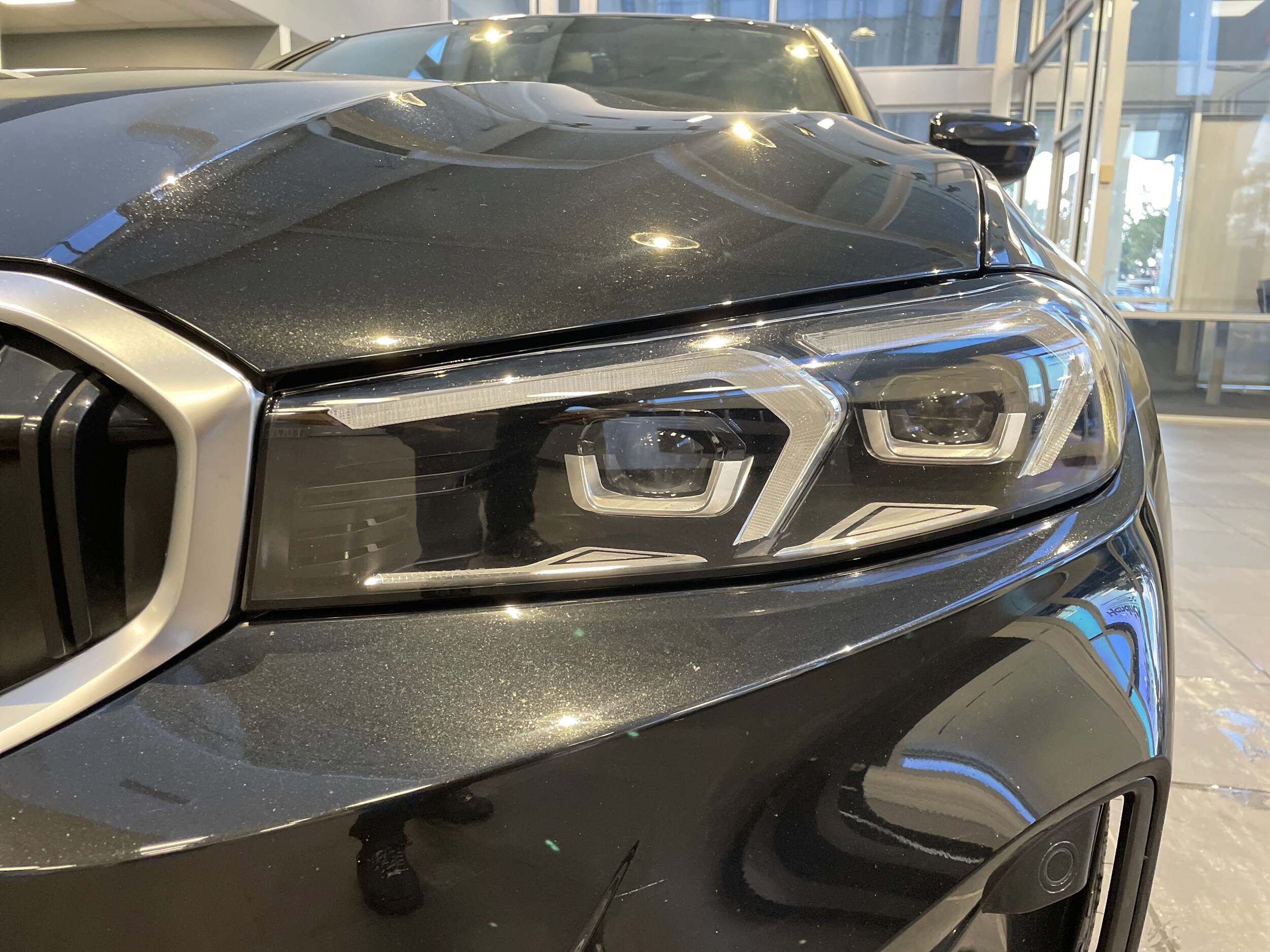 2023 Bmw 330i photo 3