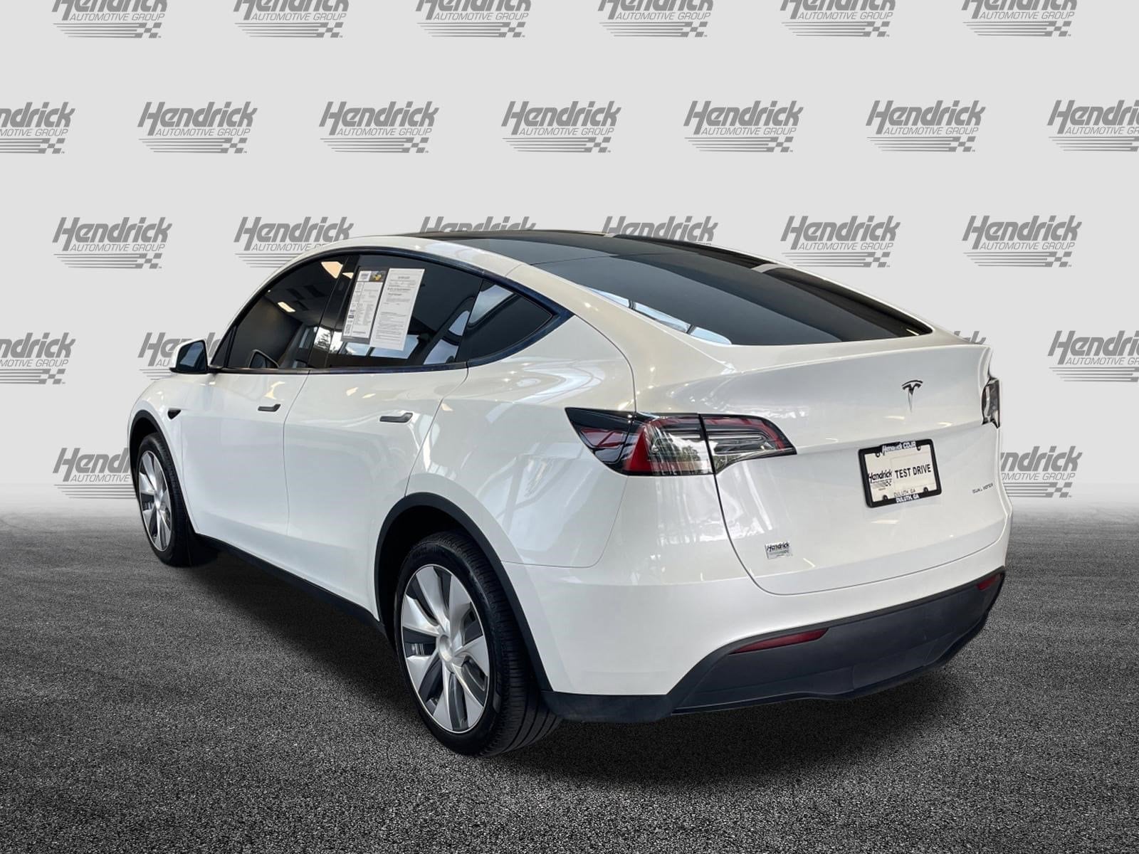 2023 Tesla Model Y Long Range photo 3