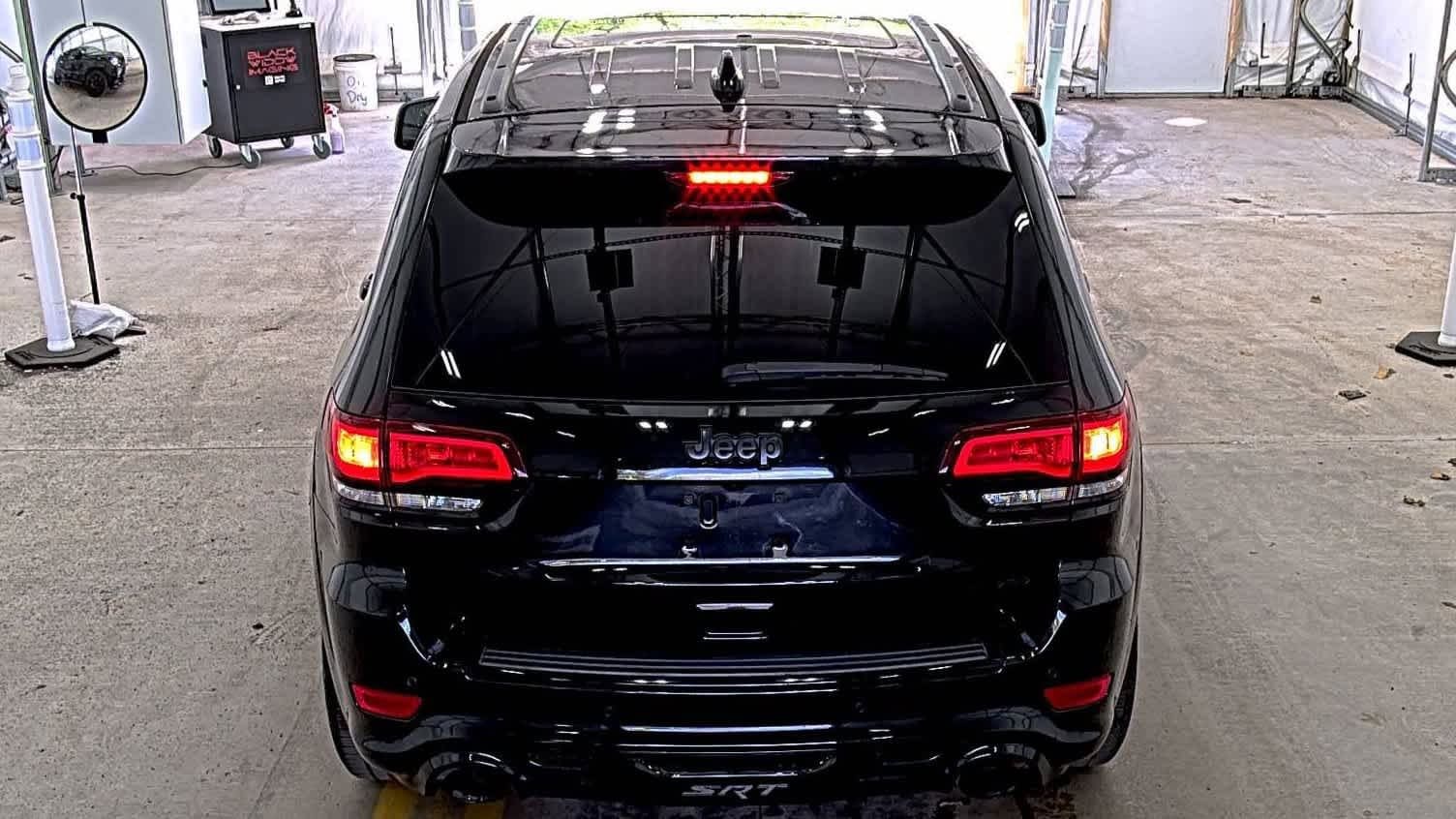 2019 Jeep Grand Cherokee SRT photo 5