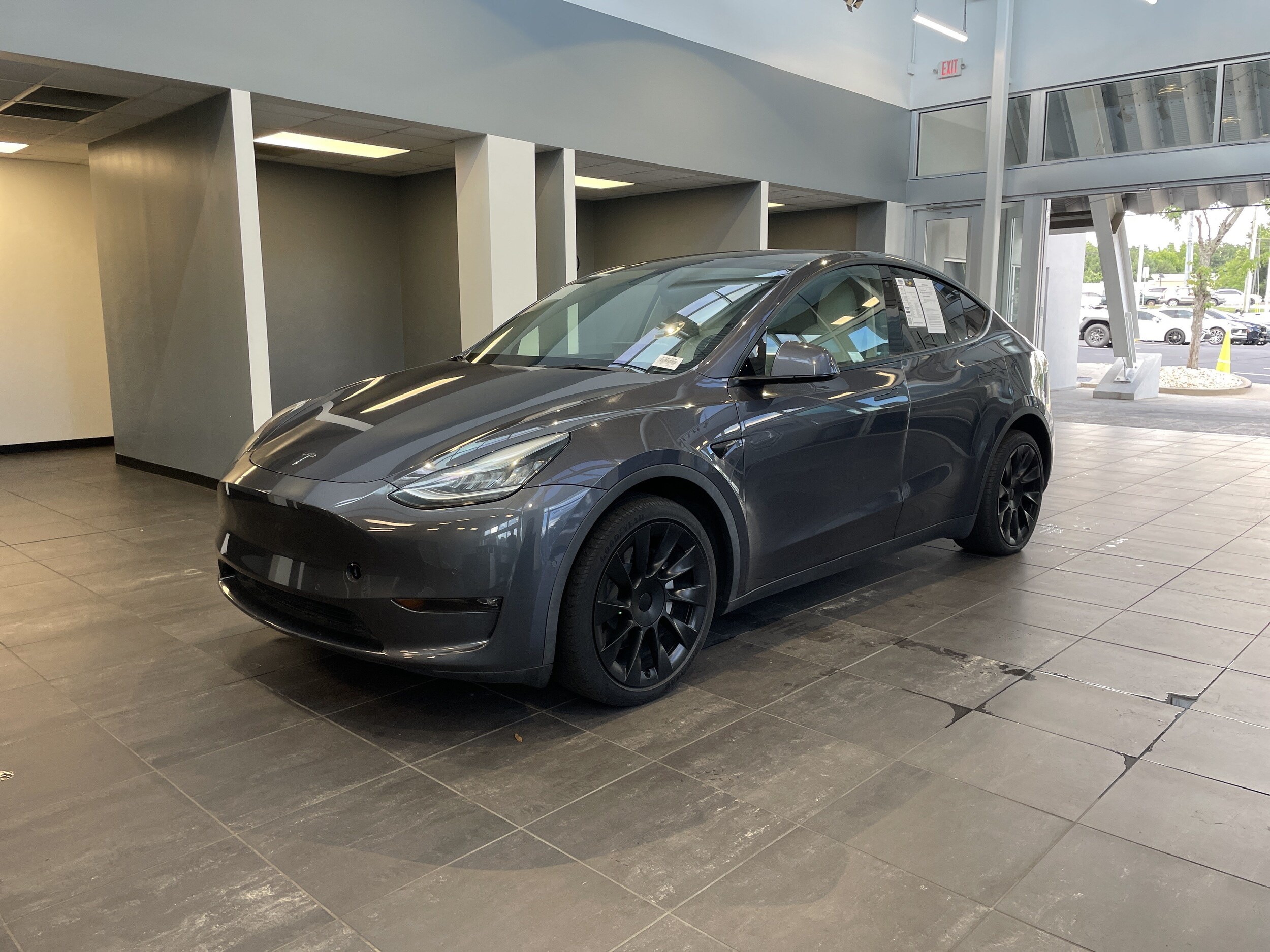 Tesla Model Y Long Range