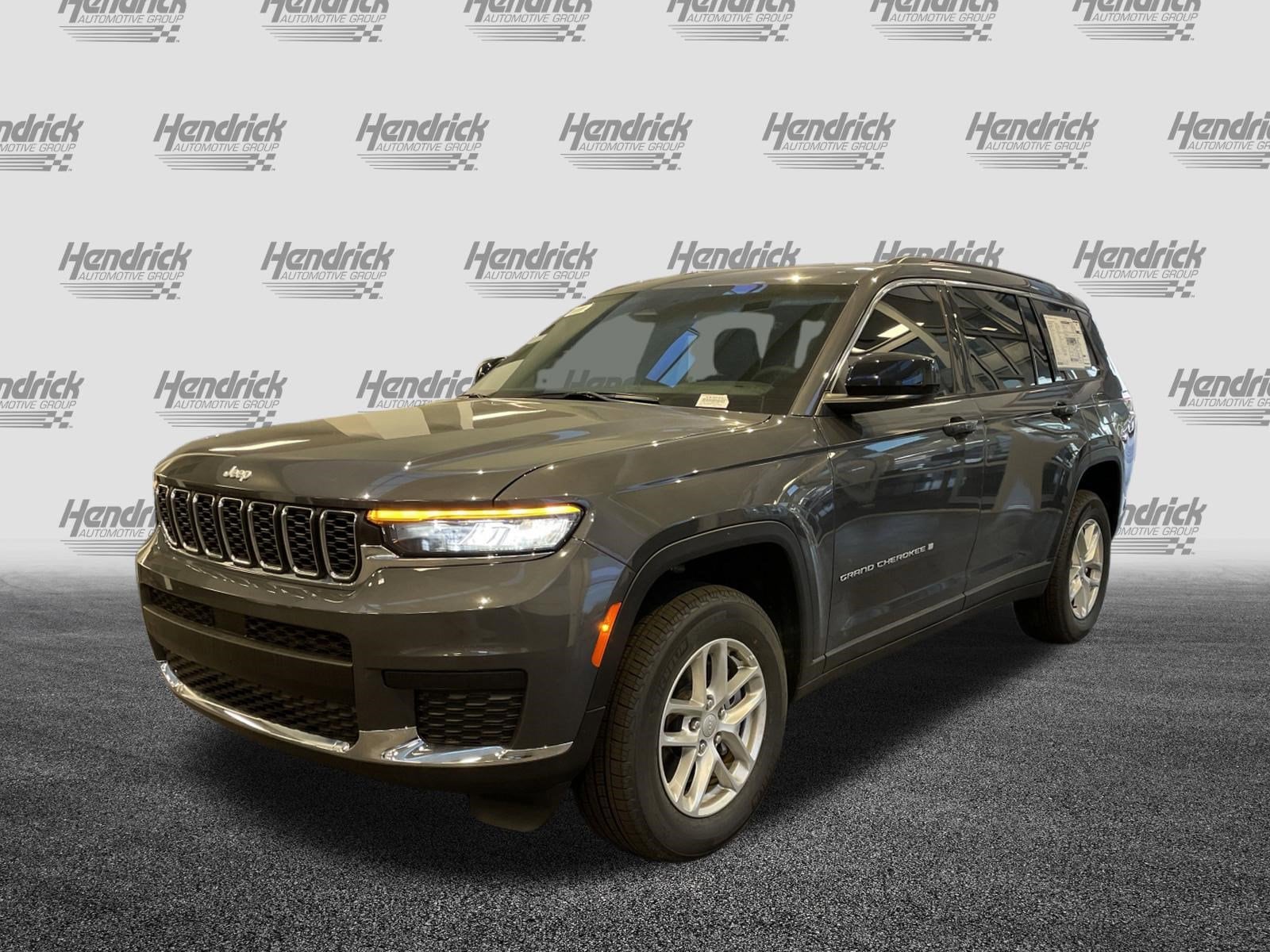 2025 Jeep Grand Cherokee L Laredo X photo 5