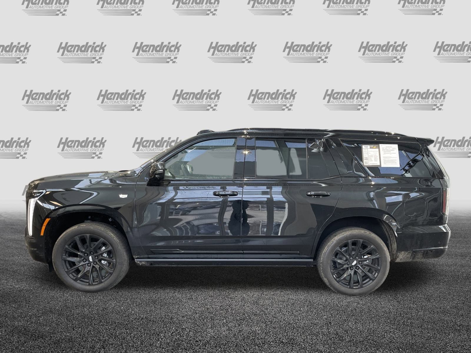 2026 CADILLAC Escalade 4WD Sport photo 5