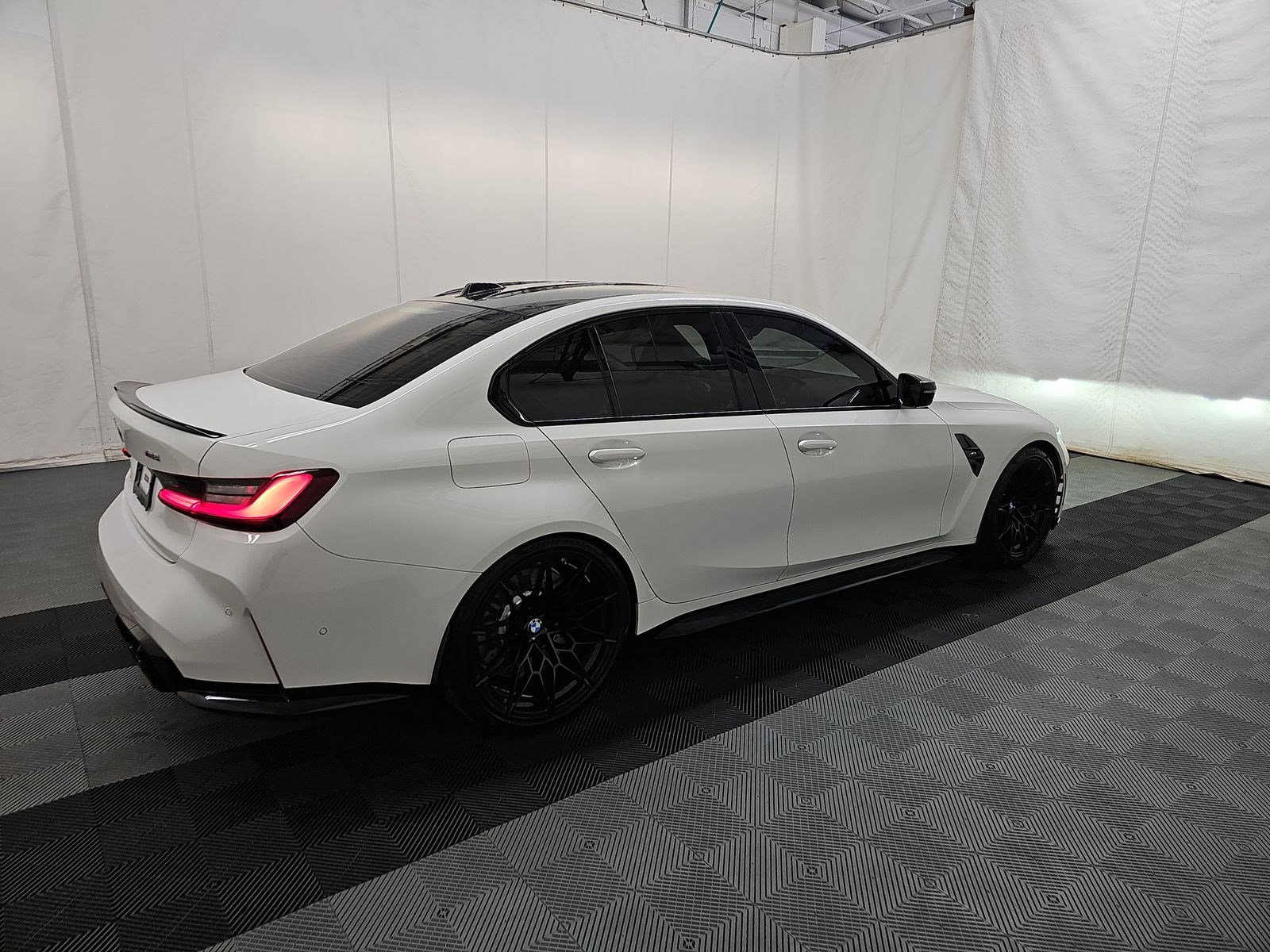 2024 Bmw M3 3 photo 3