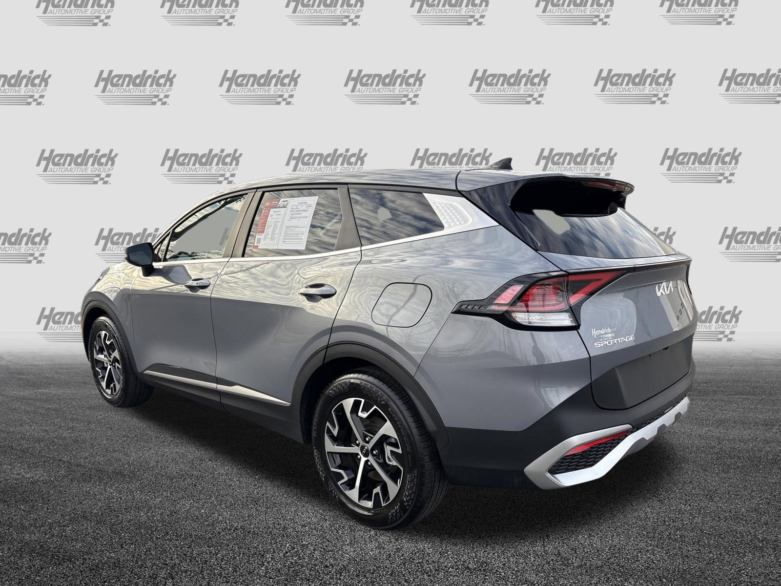 2025 Kia Sportage EX photo 6